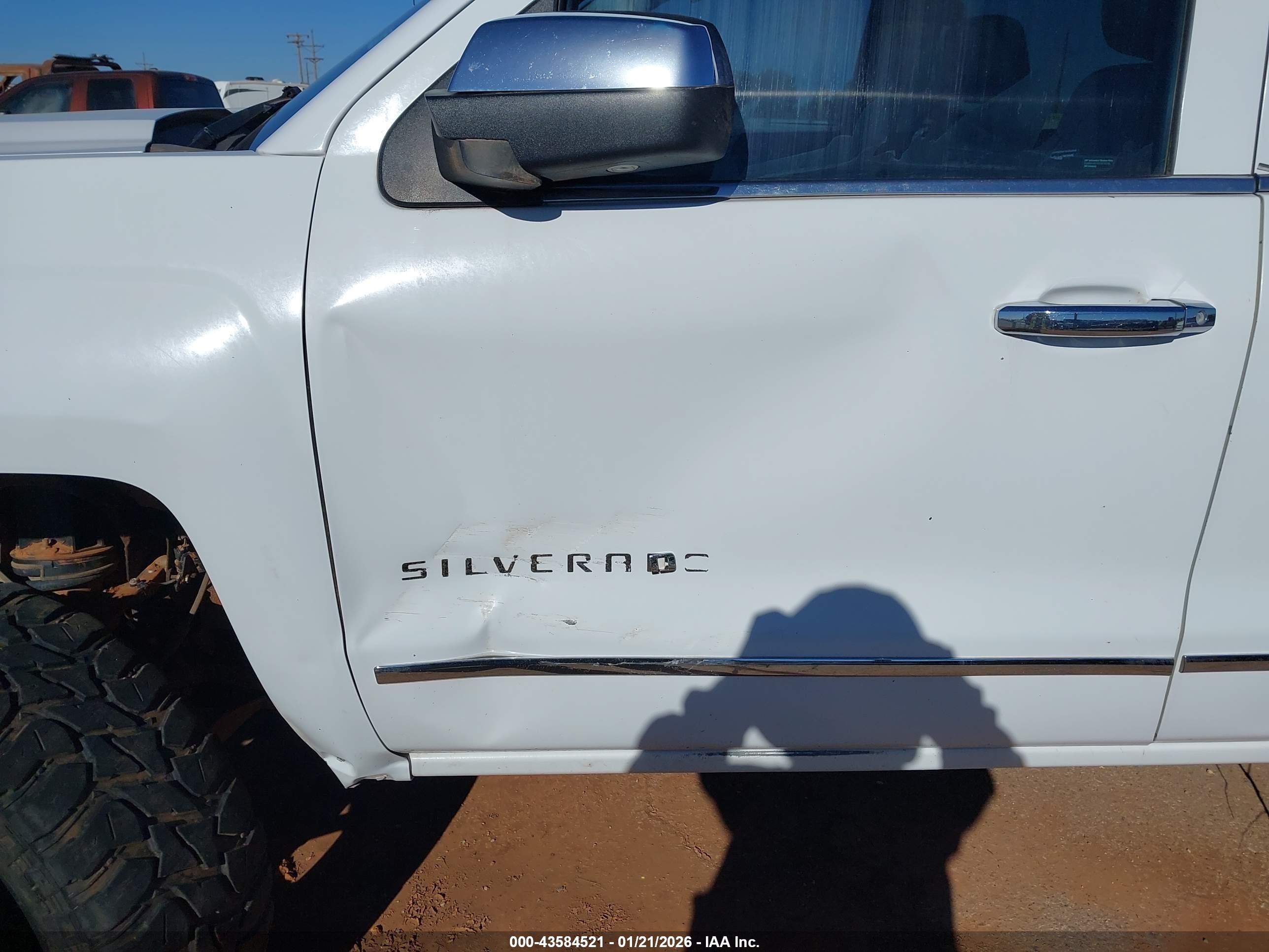 CHEVROLET SILVERADO image 6