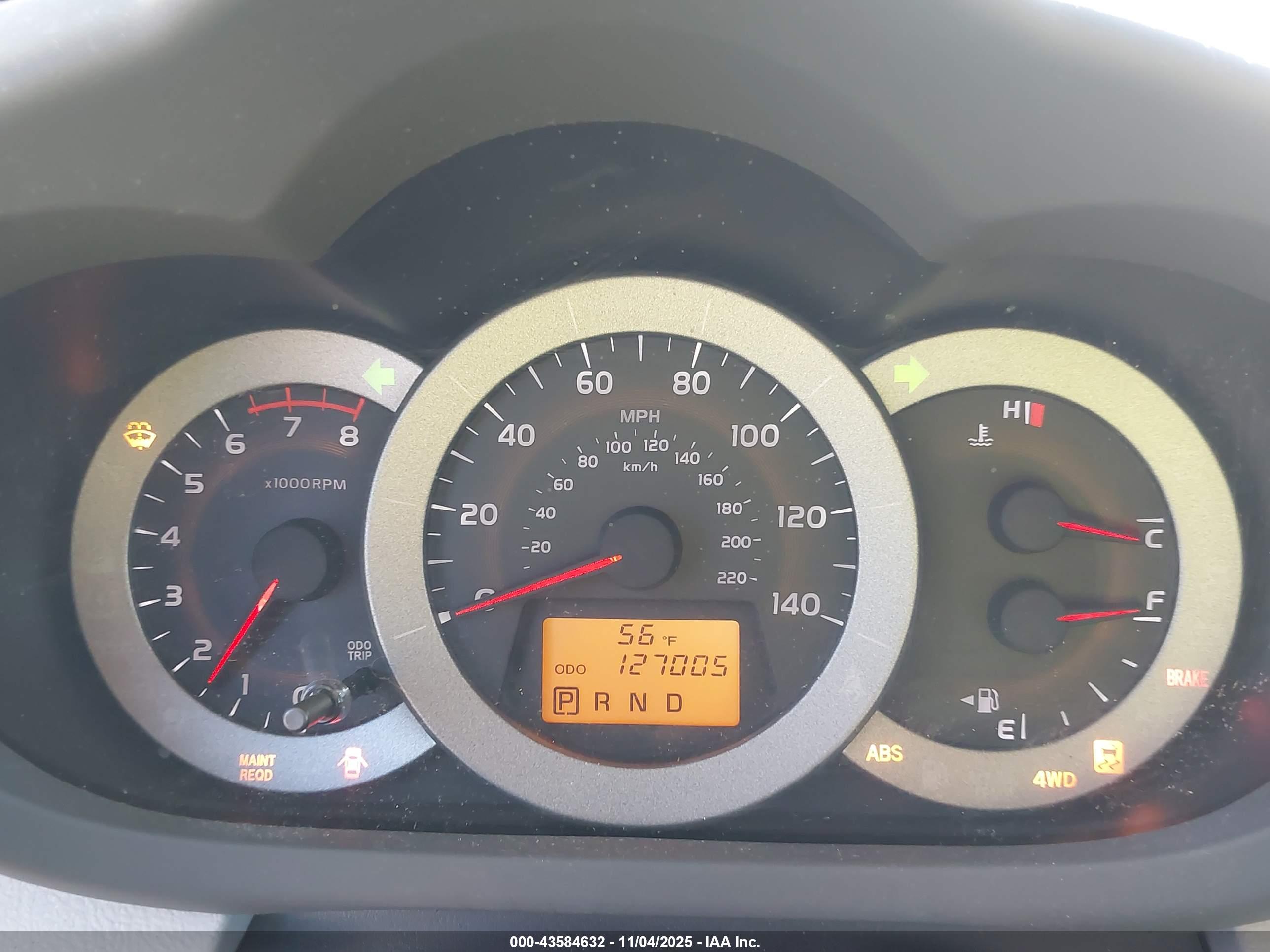TOYOTA RAV4 image 7