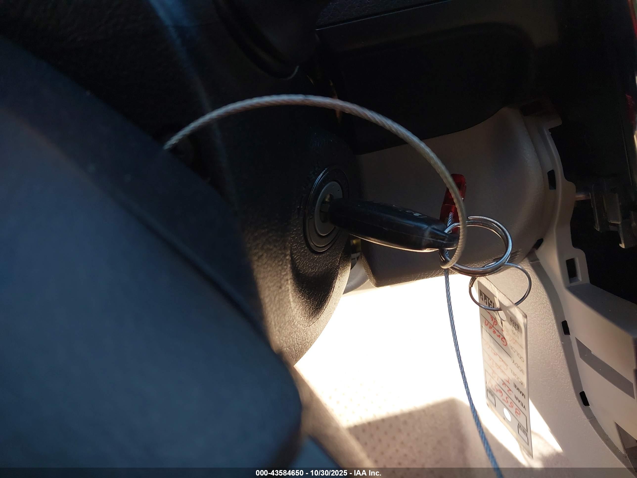 TOYOTA CAMRY image 11
