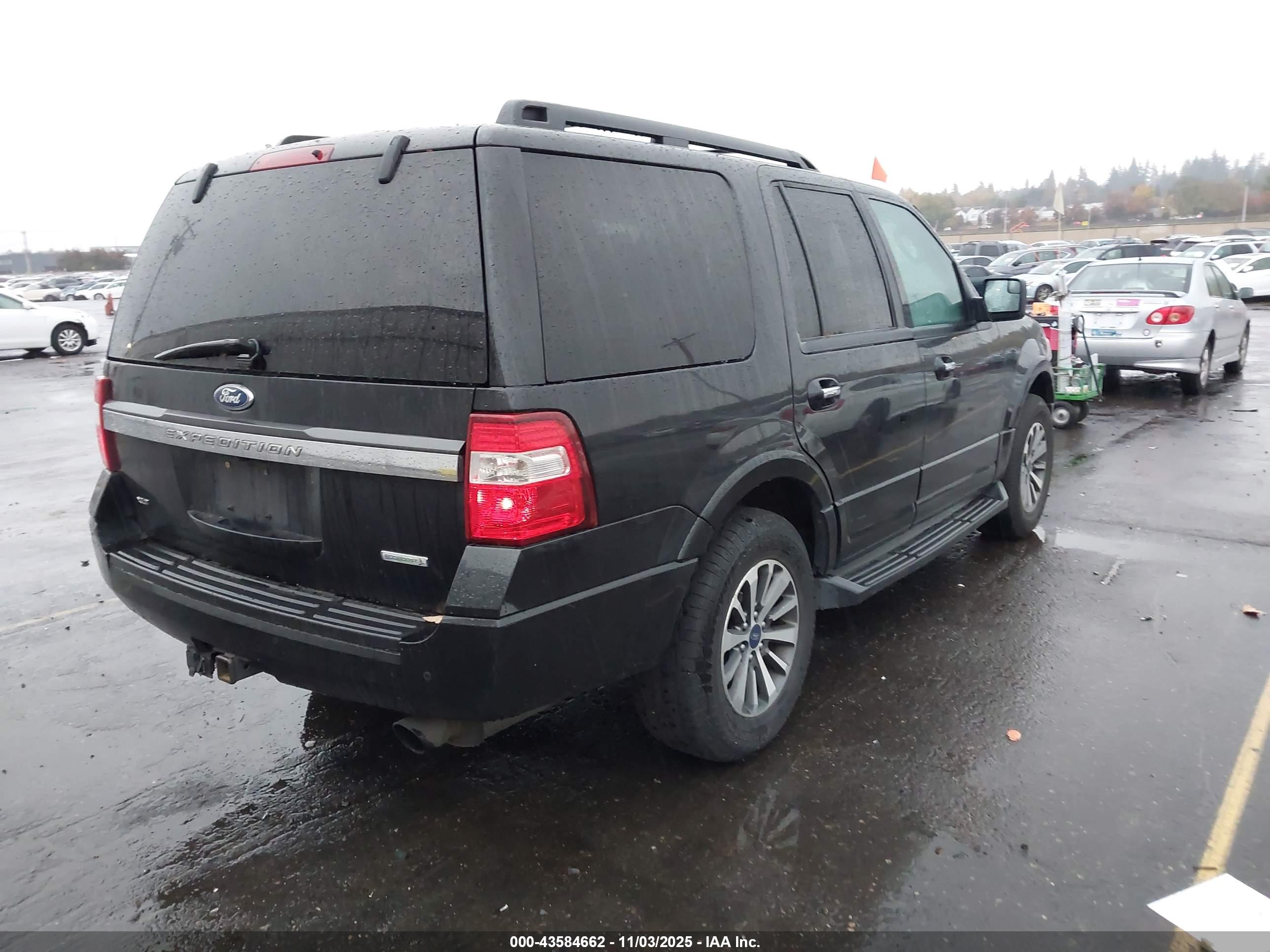 FORD EXPEDITION image 4