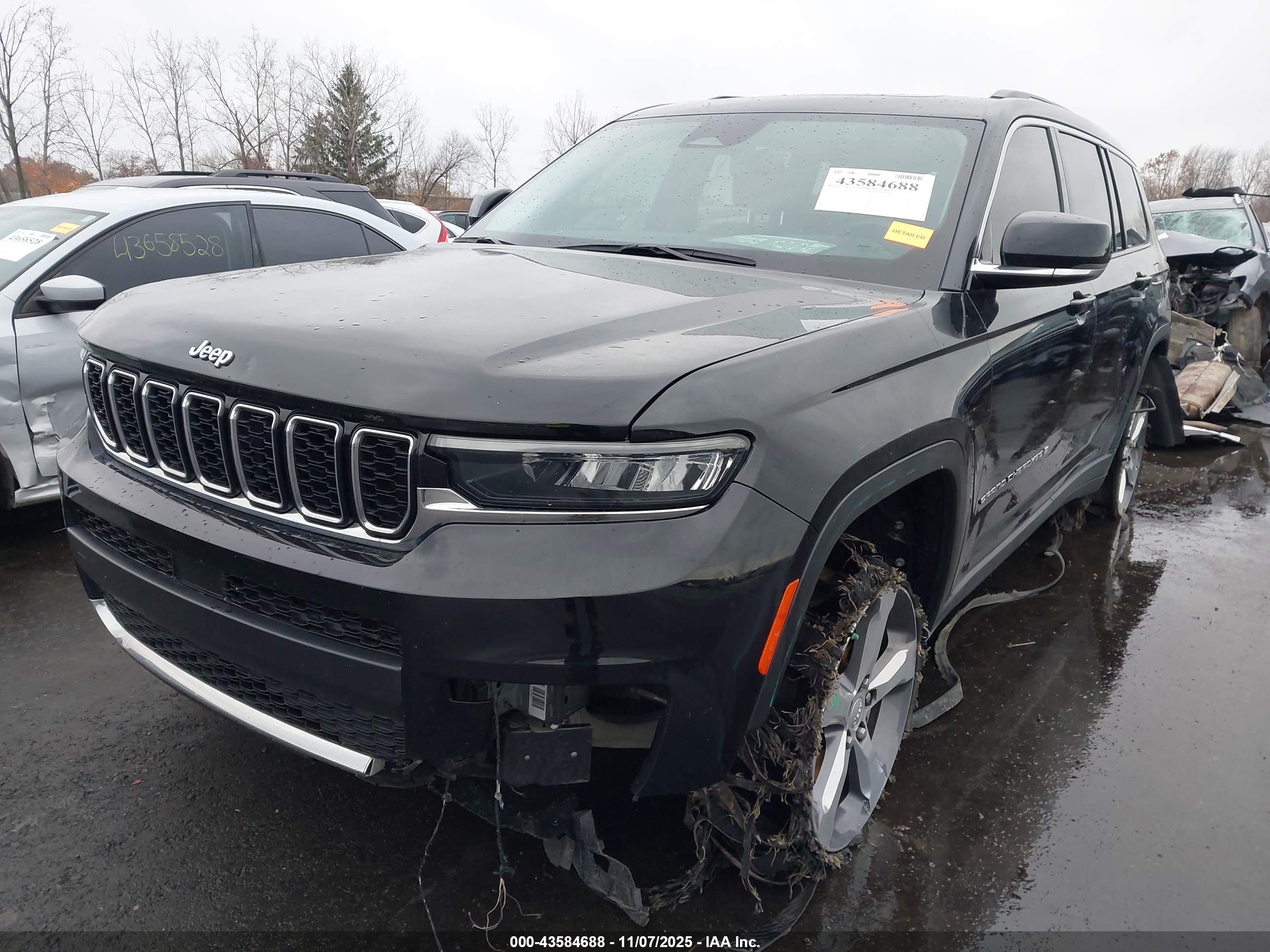 JEEP GRAND image 2