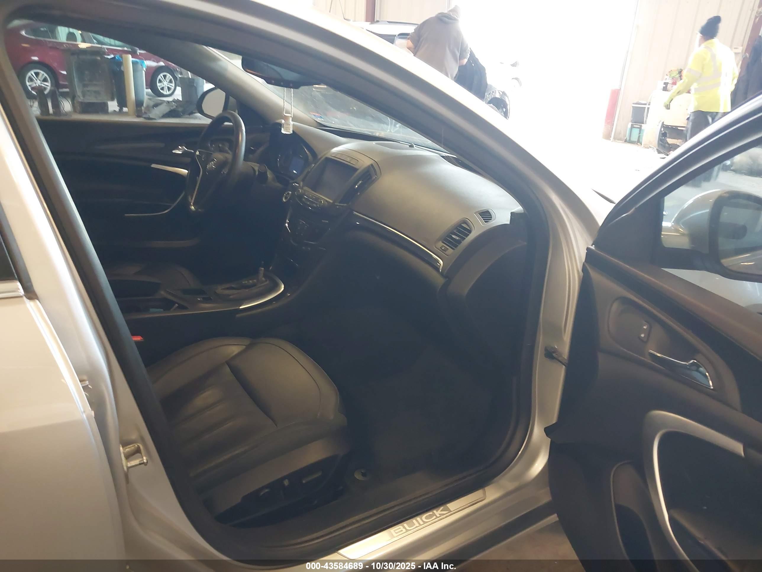 BUICK REGAL image 5