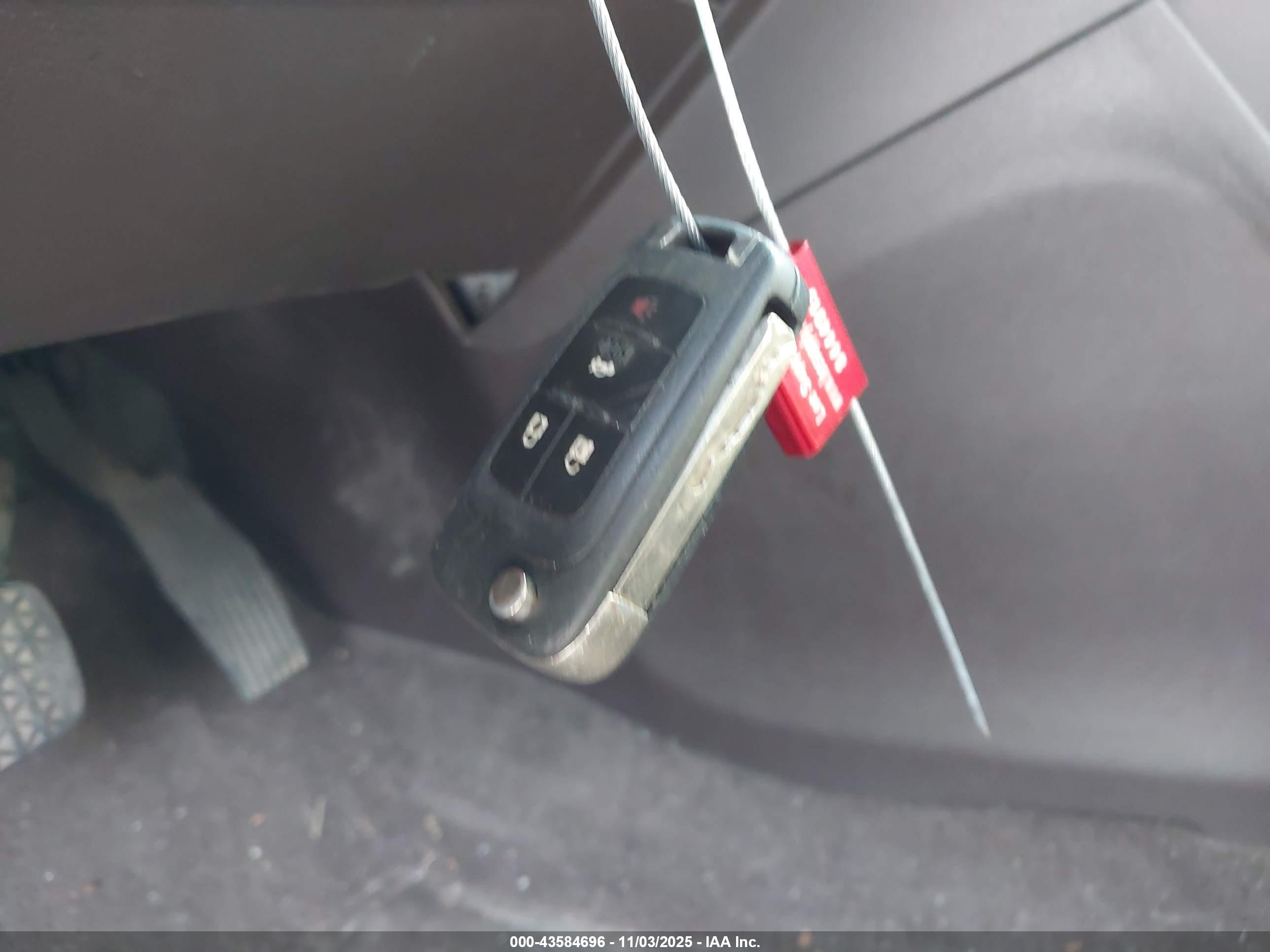 CHEVROLET CRUZE image 11
