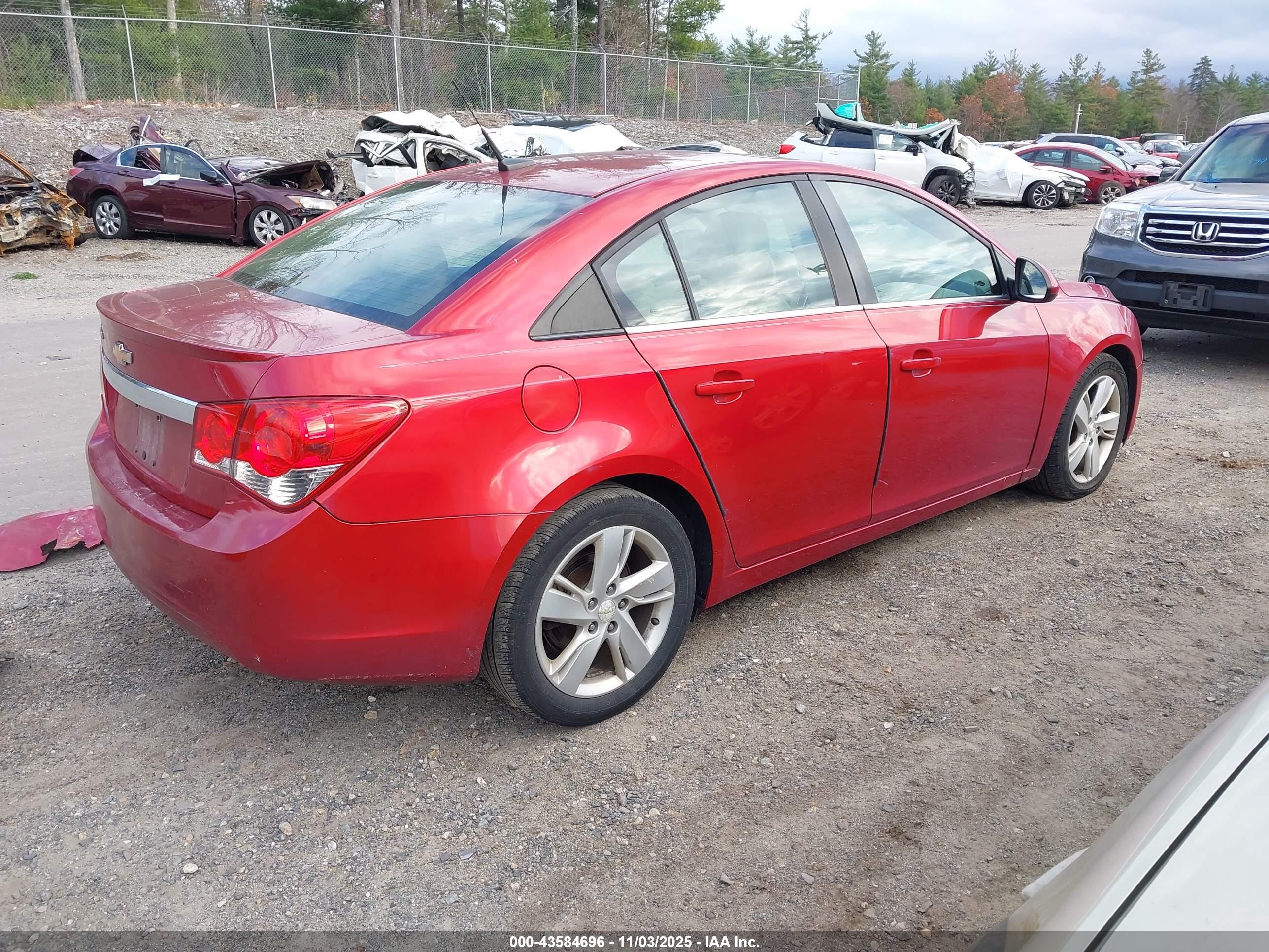 CHEVROLET CRUZE image 4