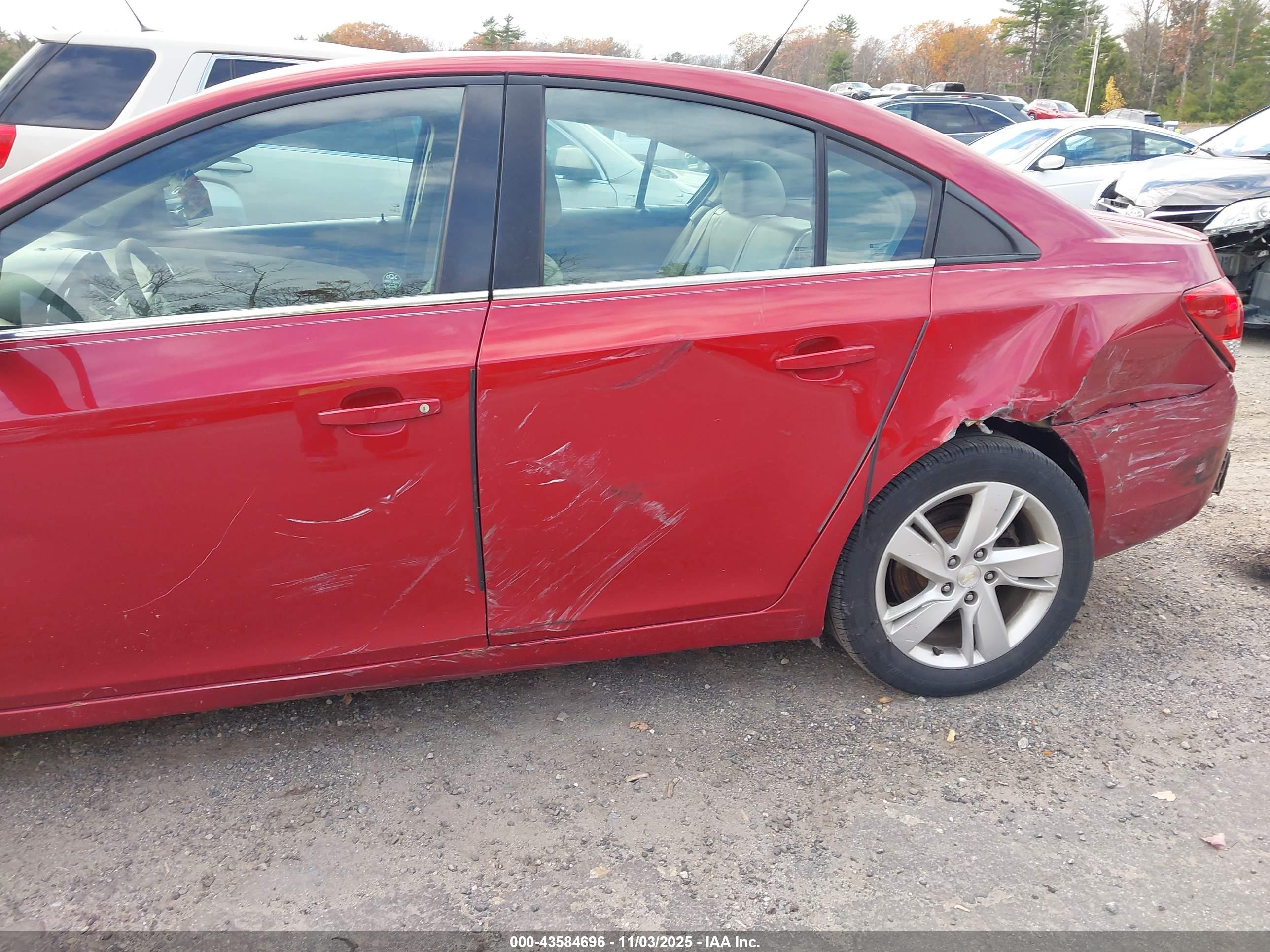 CHEVROLET CRUZE image 6