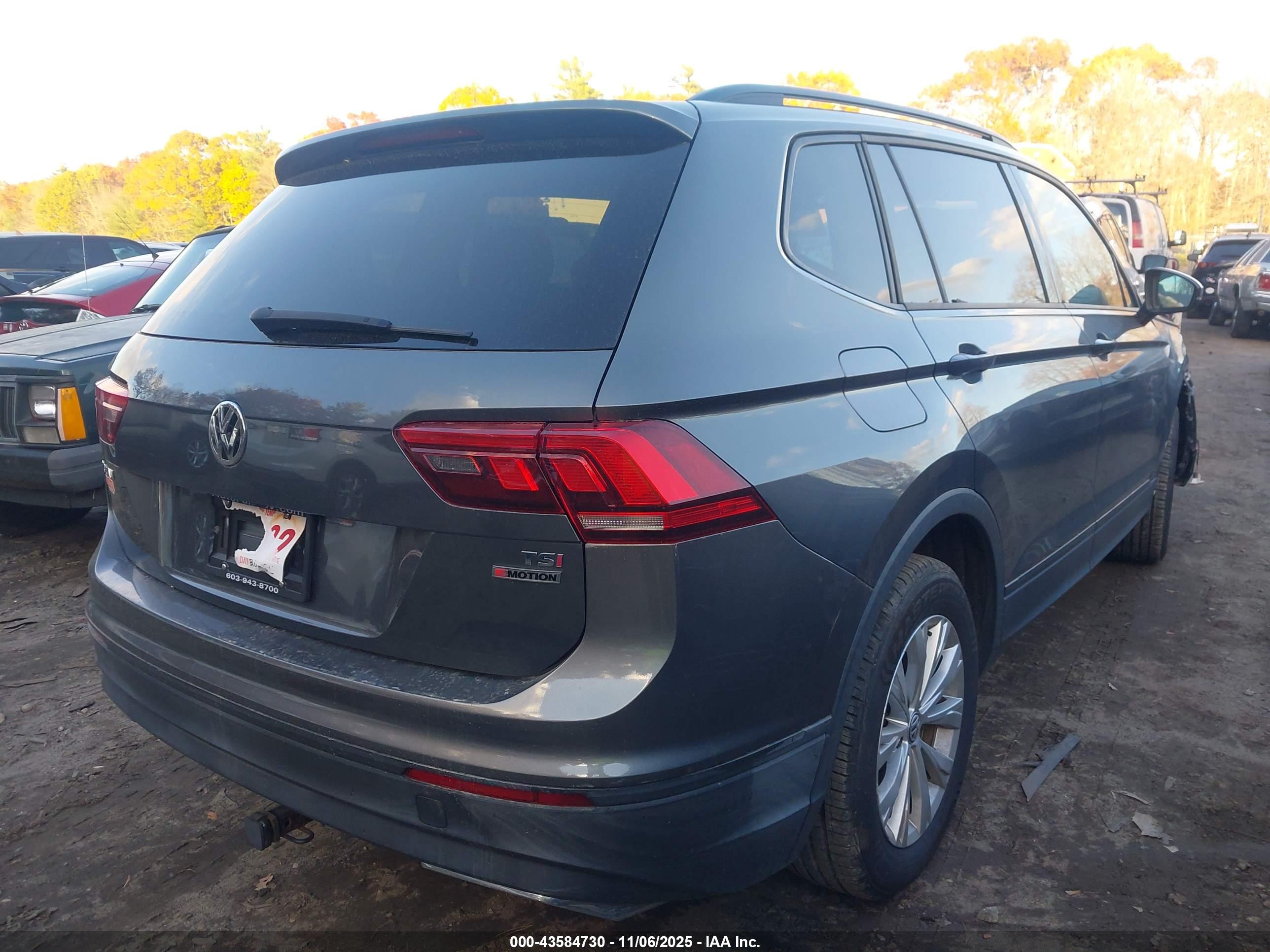 VOLKSWAGEN TIGUAN image 4