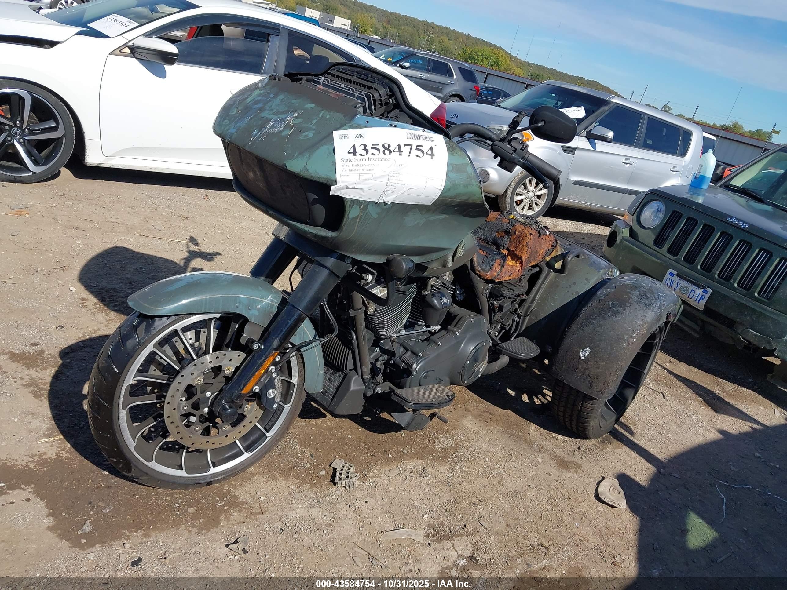 HARLEY-DAVIDSON FLTRT image 2
