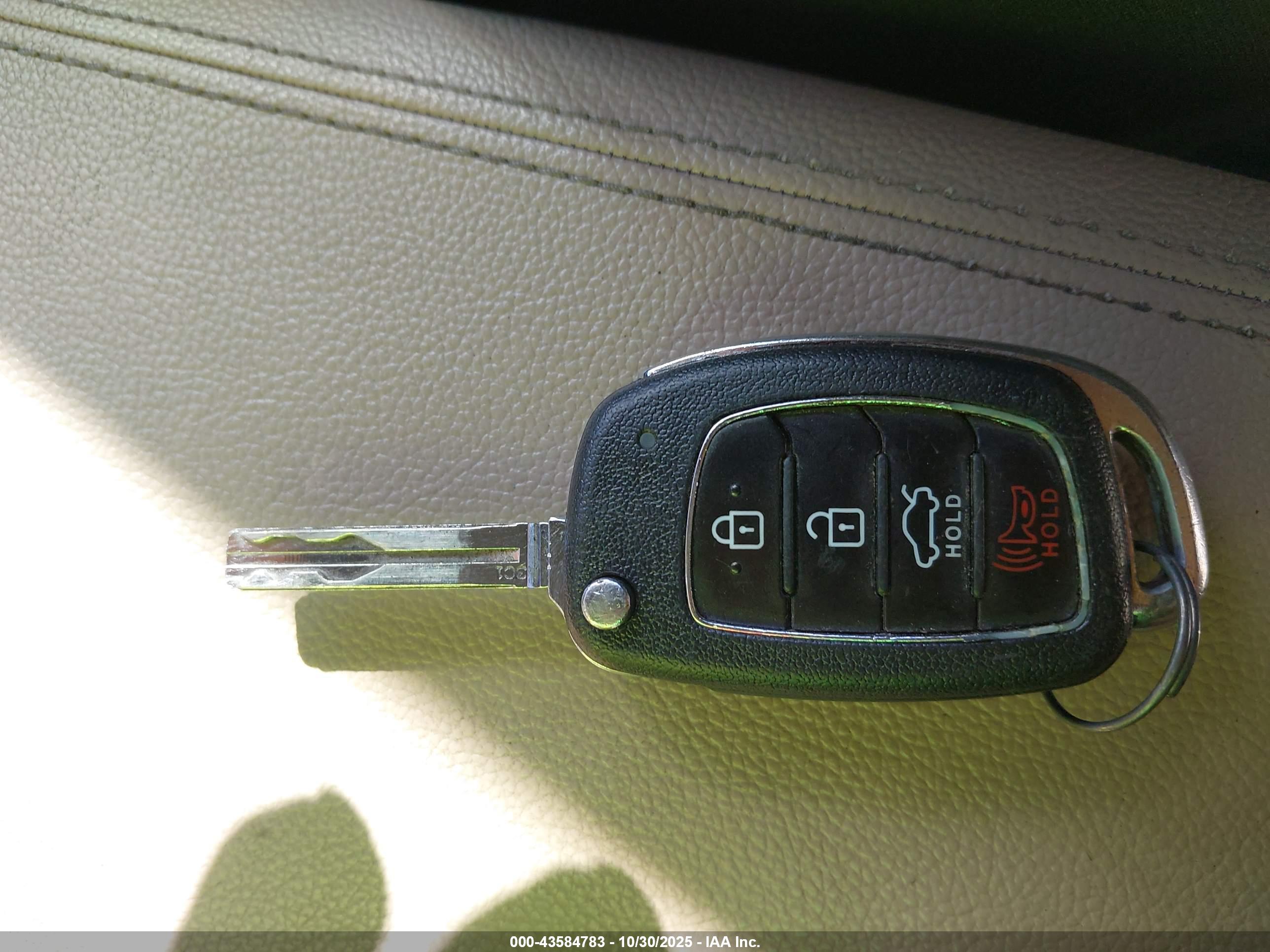 HYUNDAI SONATA image 11