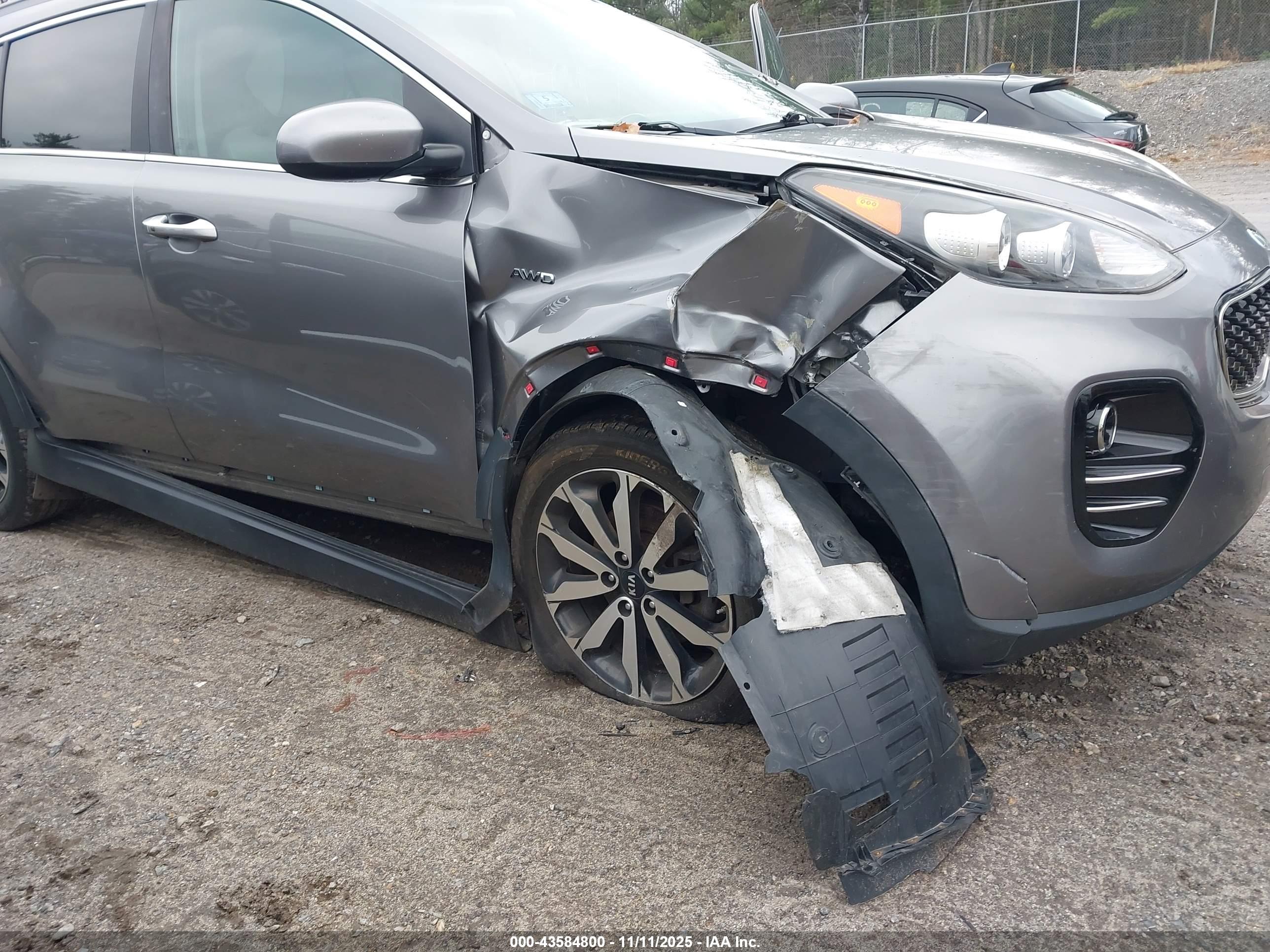 KIA SPORTAGE image 6