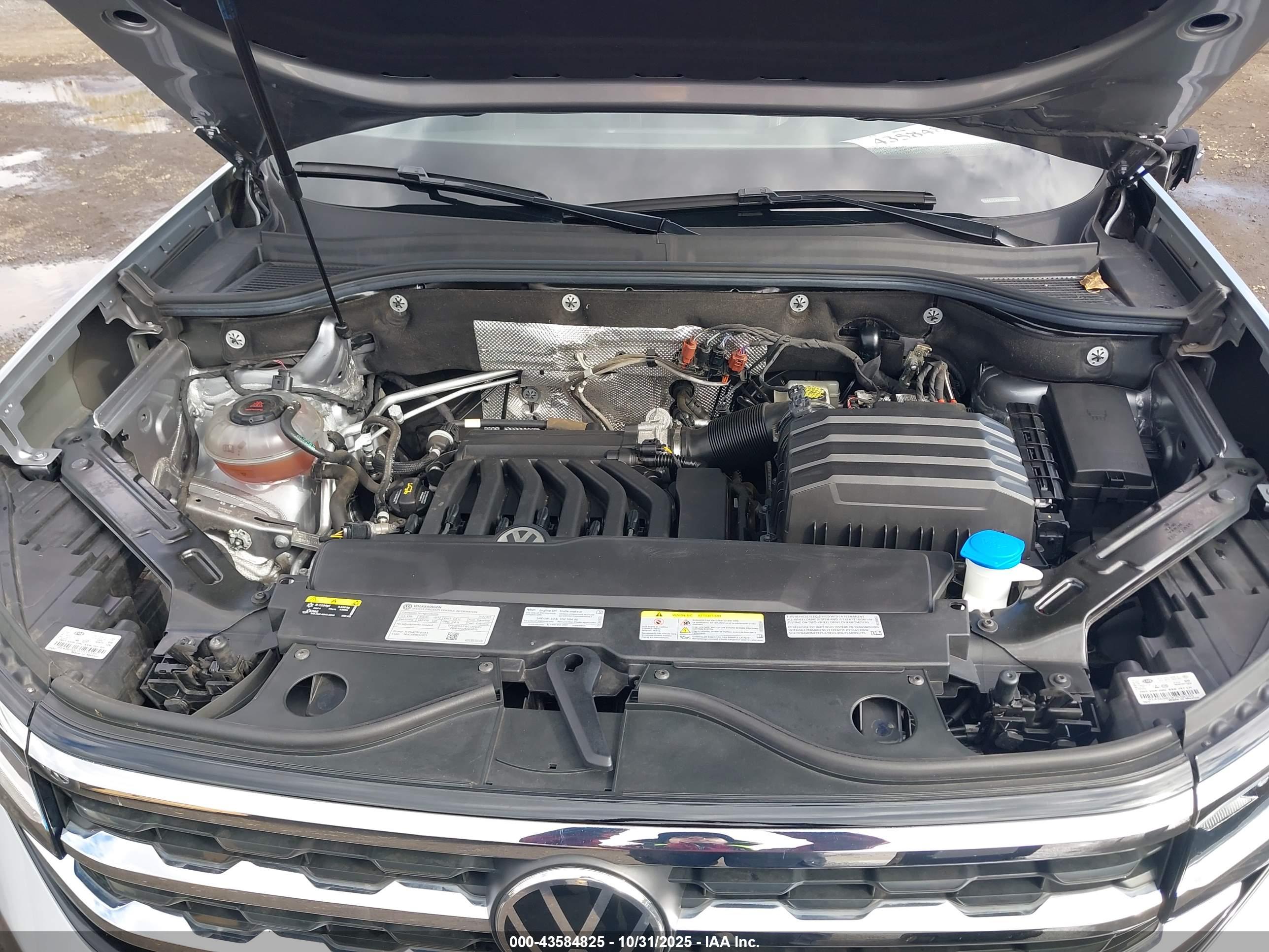 VOLKSWAGEN ATLAS image 10