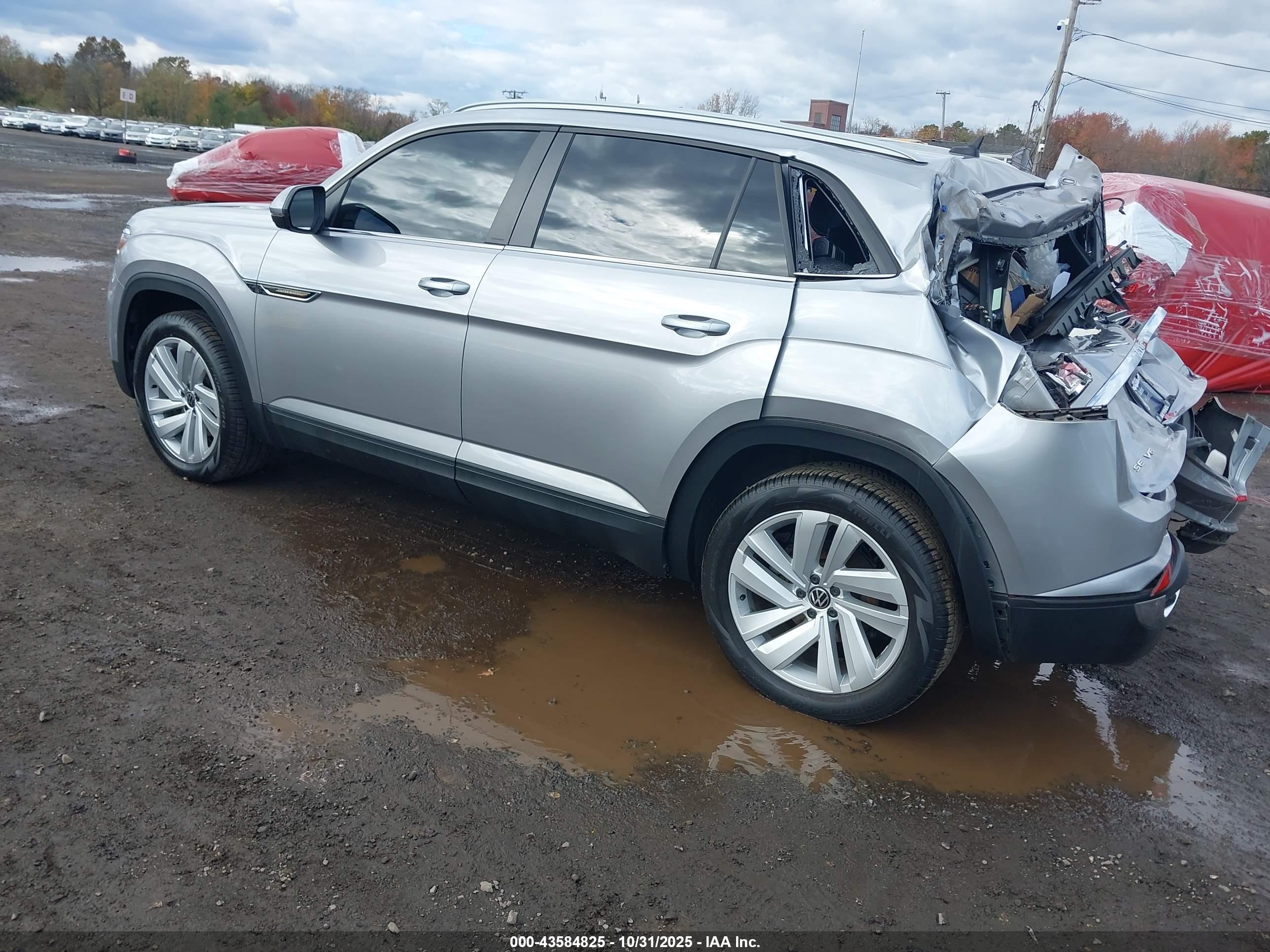VOLKSWAGEN ATLAS image 3