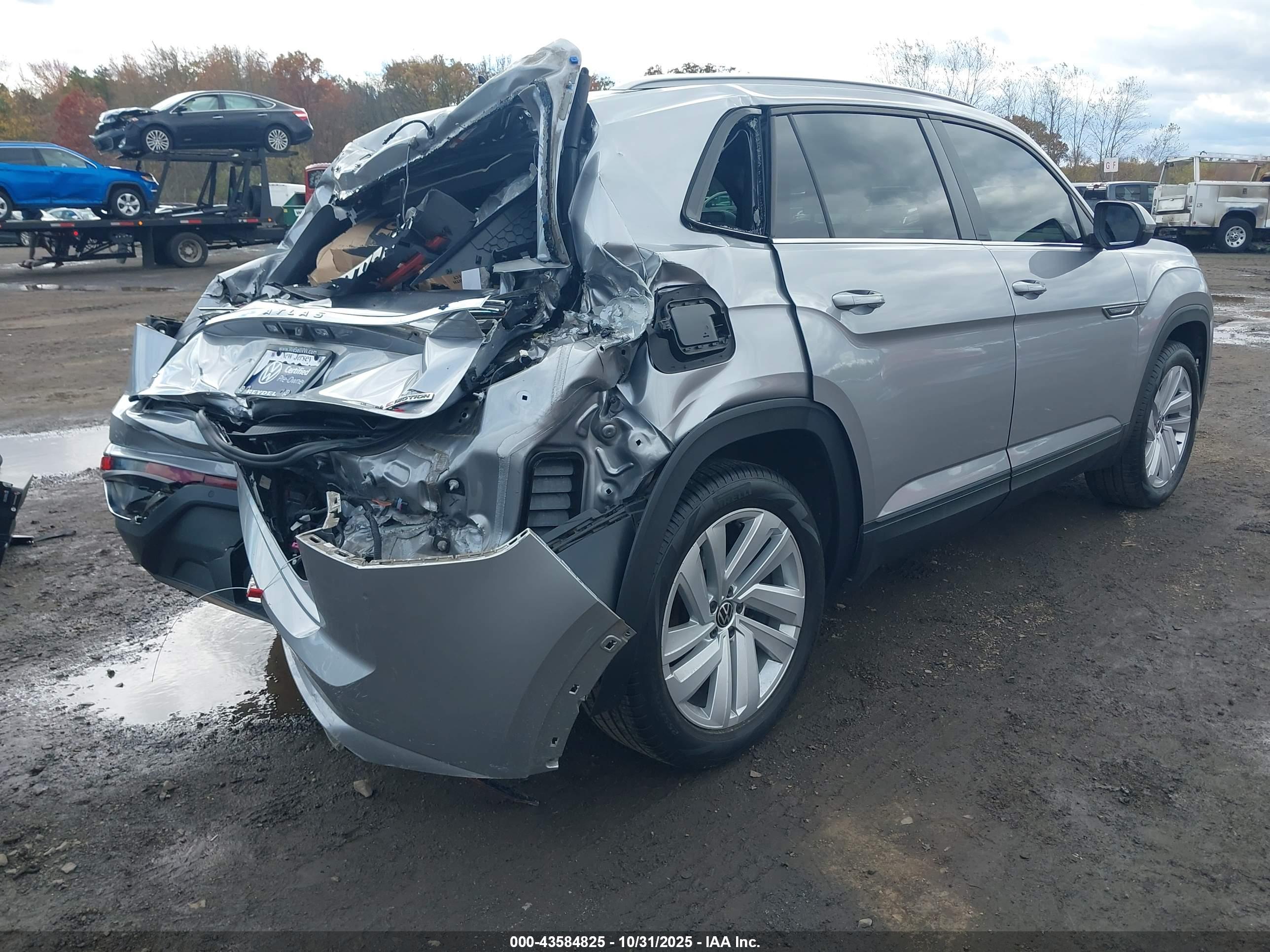 VOLKSWAGEN ATLAS image 4