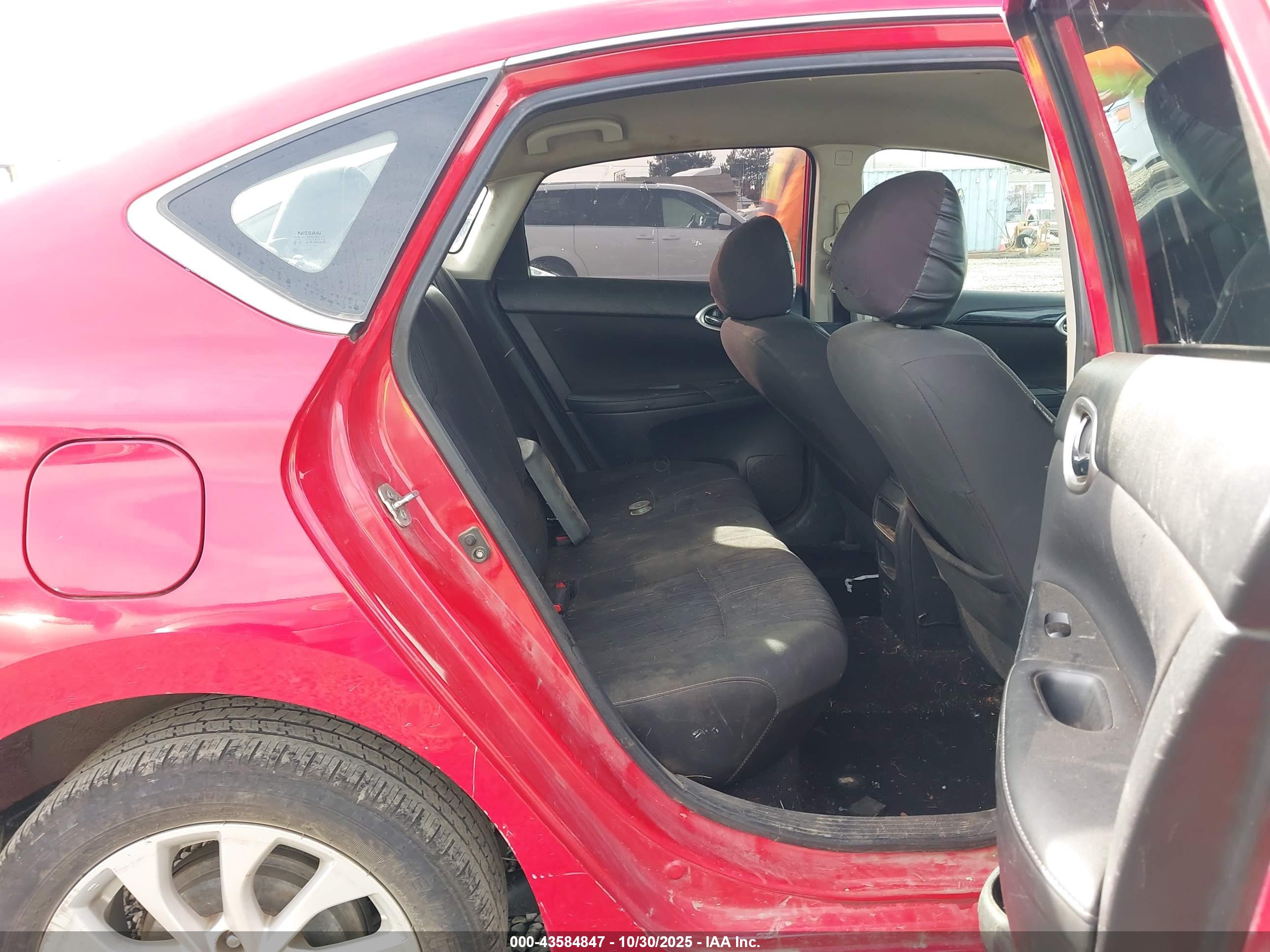 NISSAN SENTRA image 8