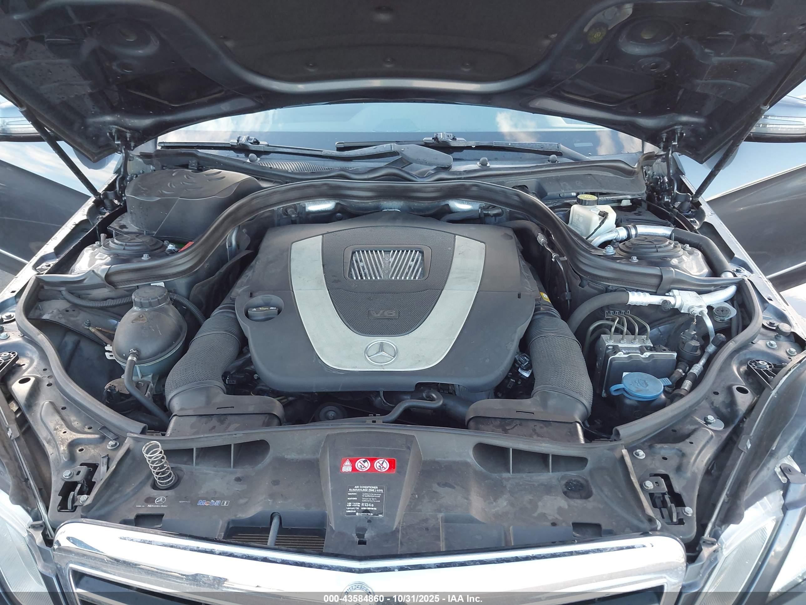MERCEDES-BENZ E image 10