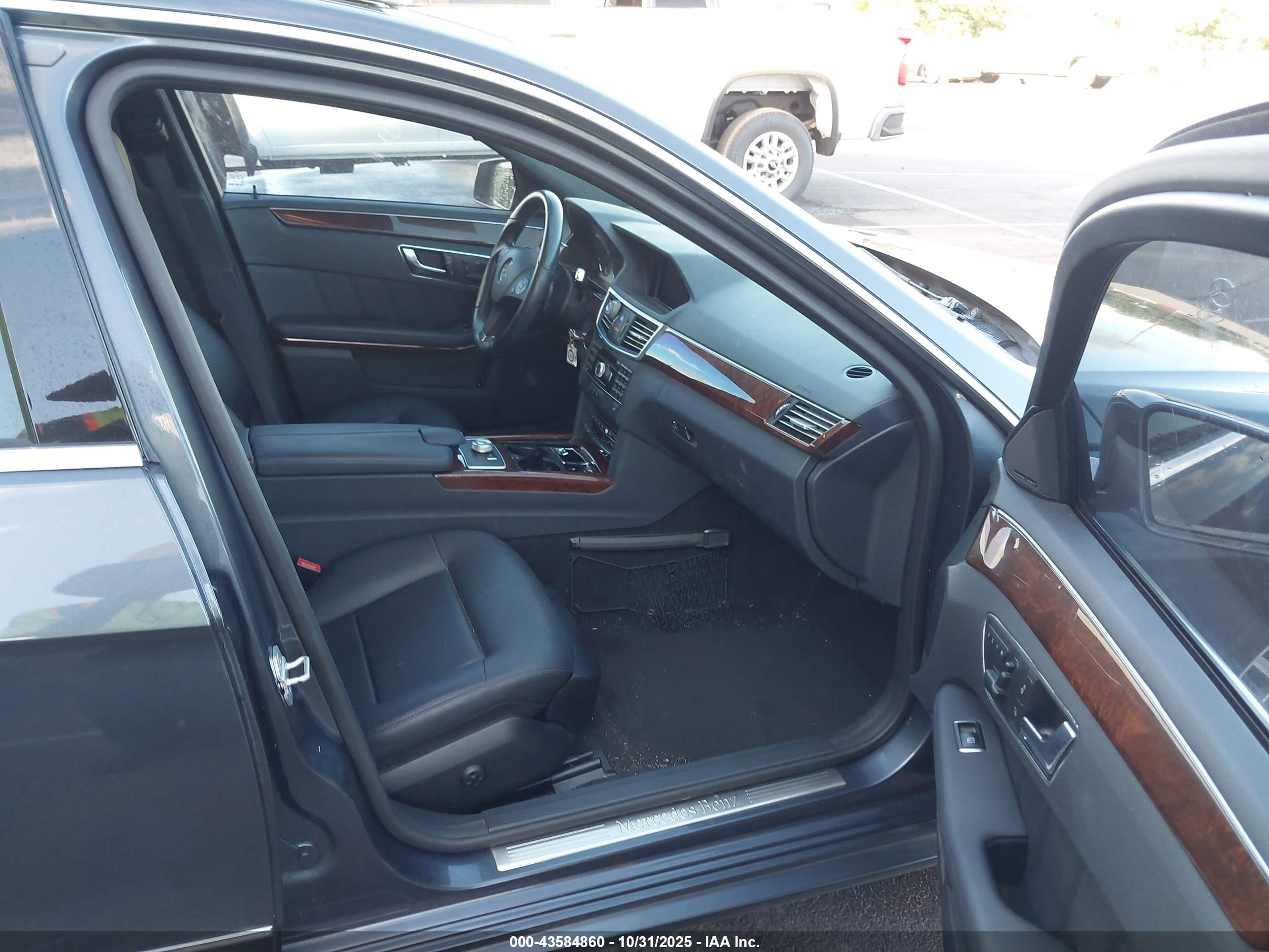 MERCEDES-BENZ E image 5
