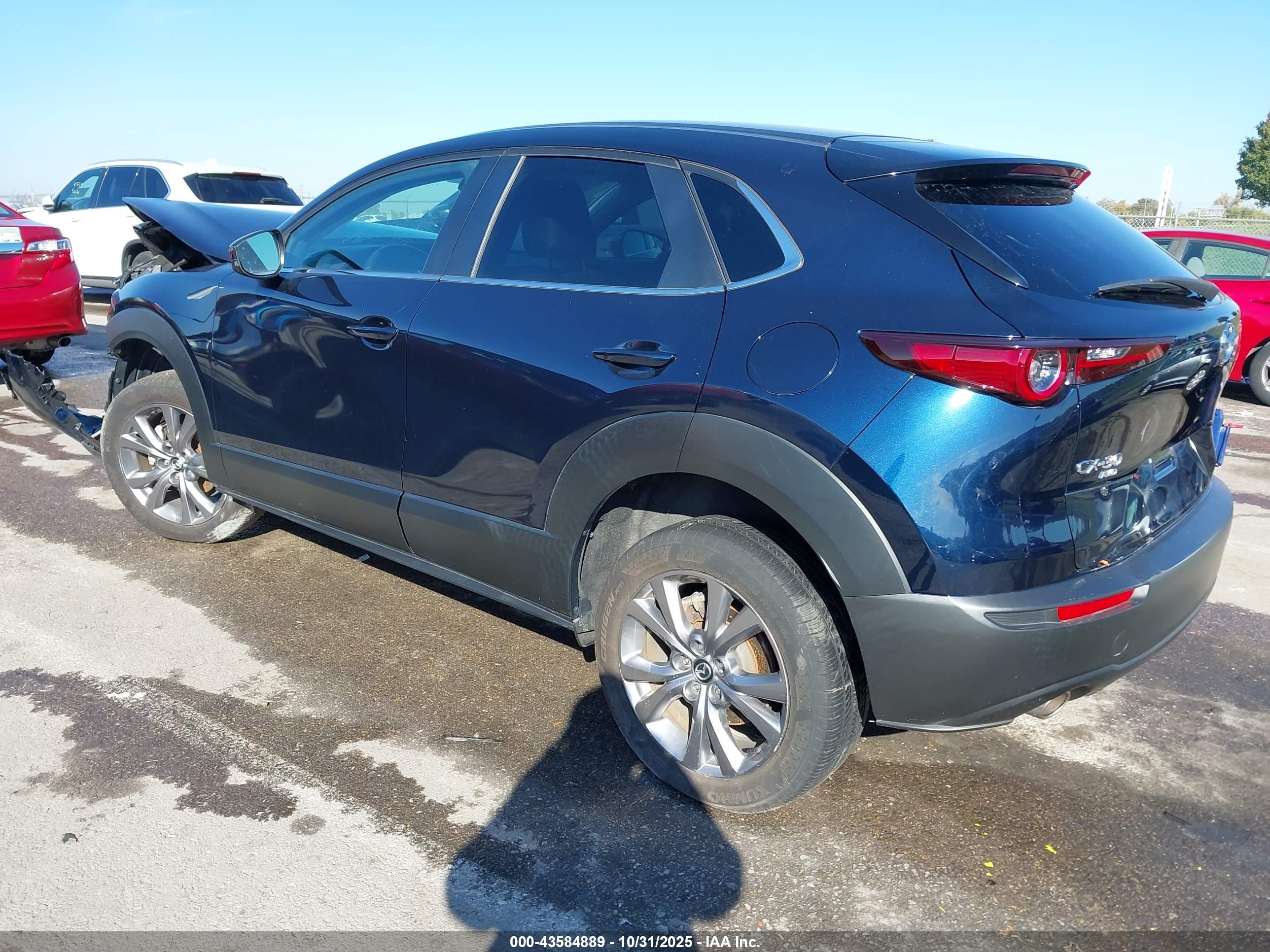 MAZDA CX-30 image 3