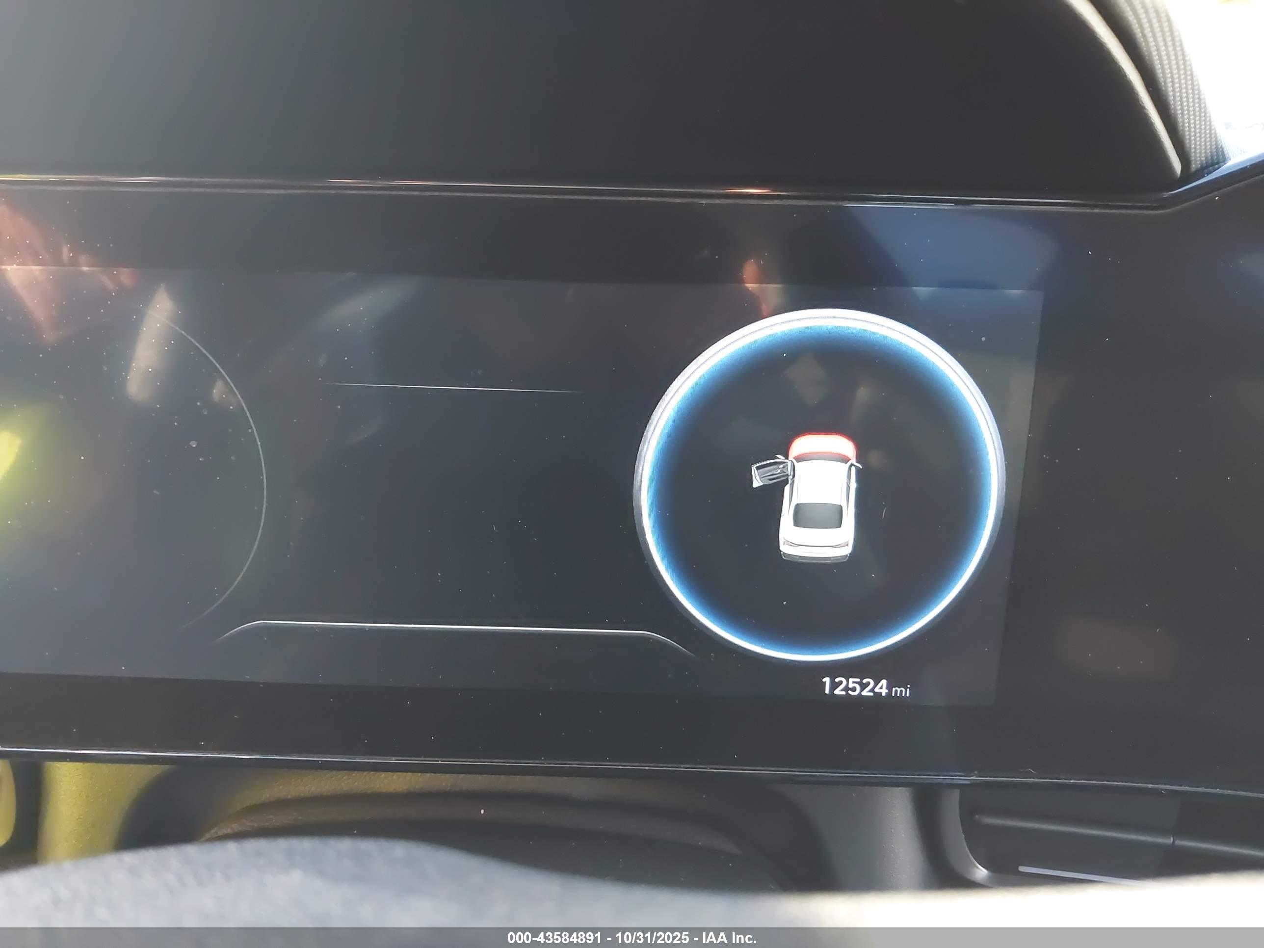 HYUNDAI ELANTRA image 7
