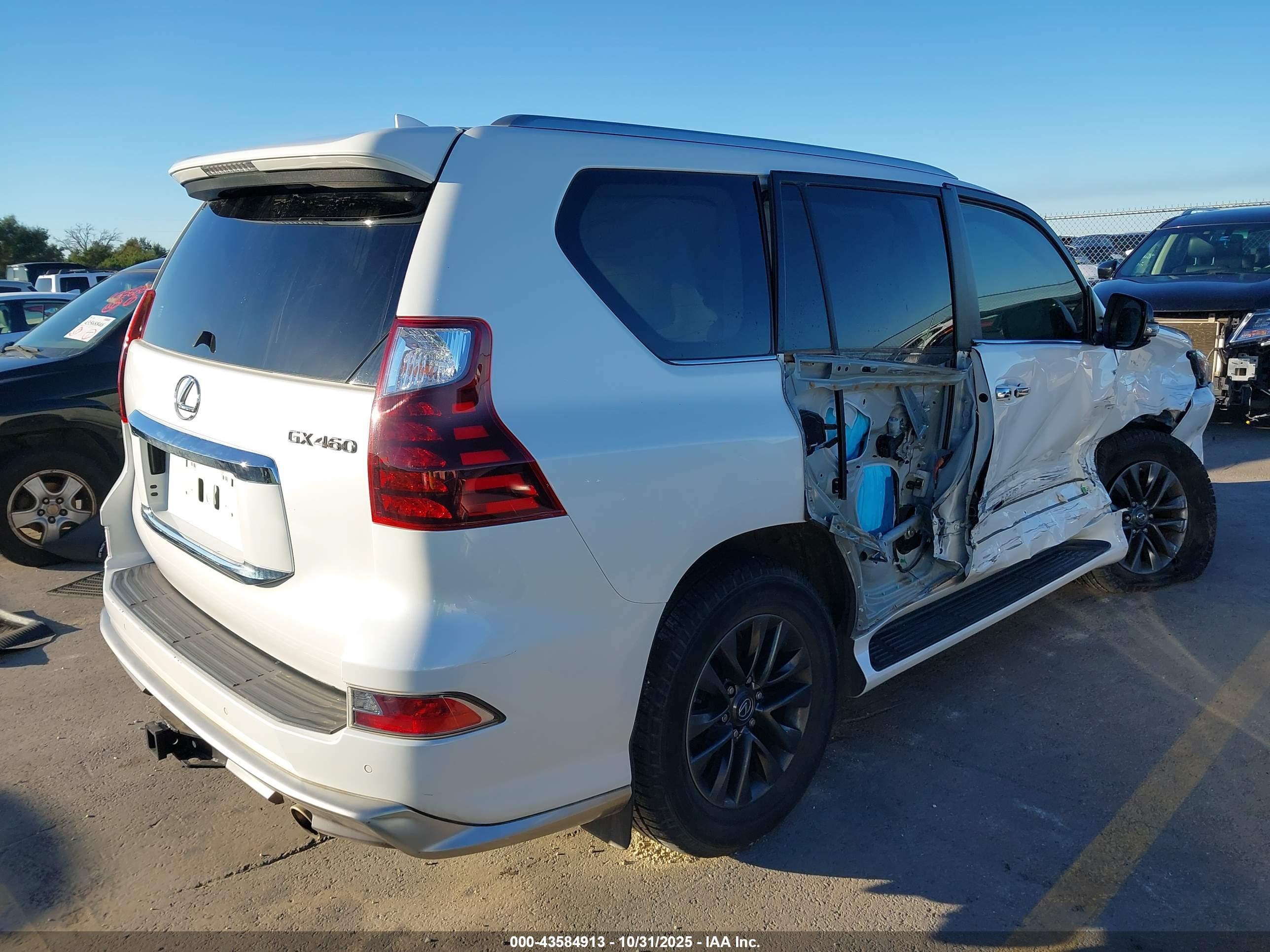 LEXUS GX image 4