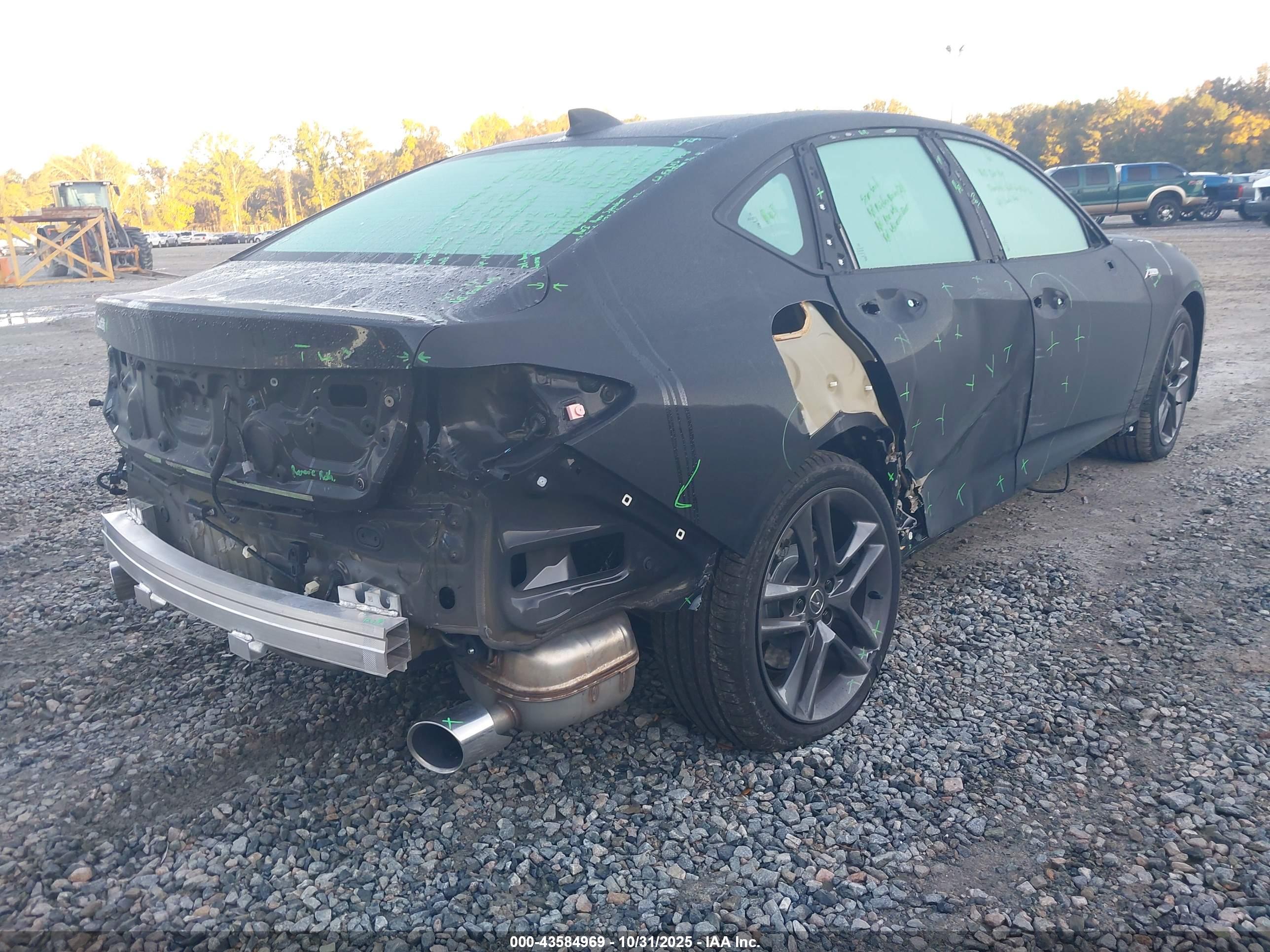 ACURA TLX image 4