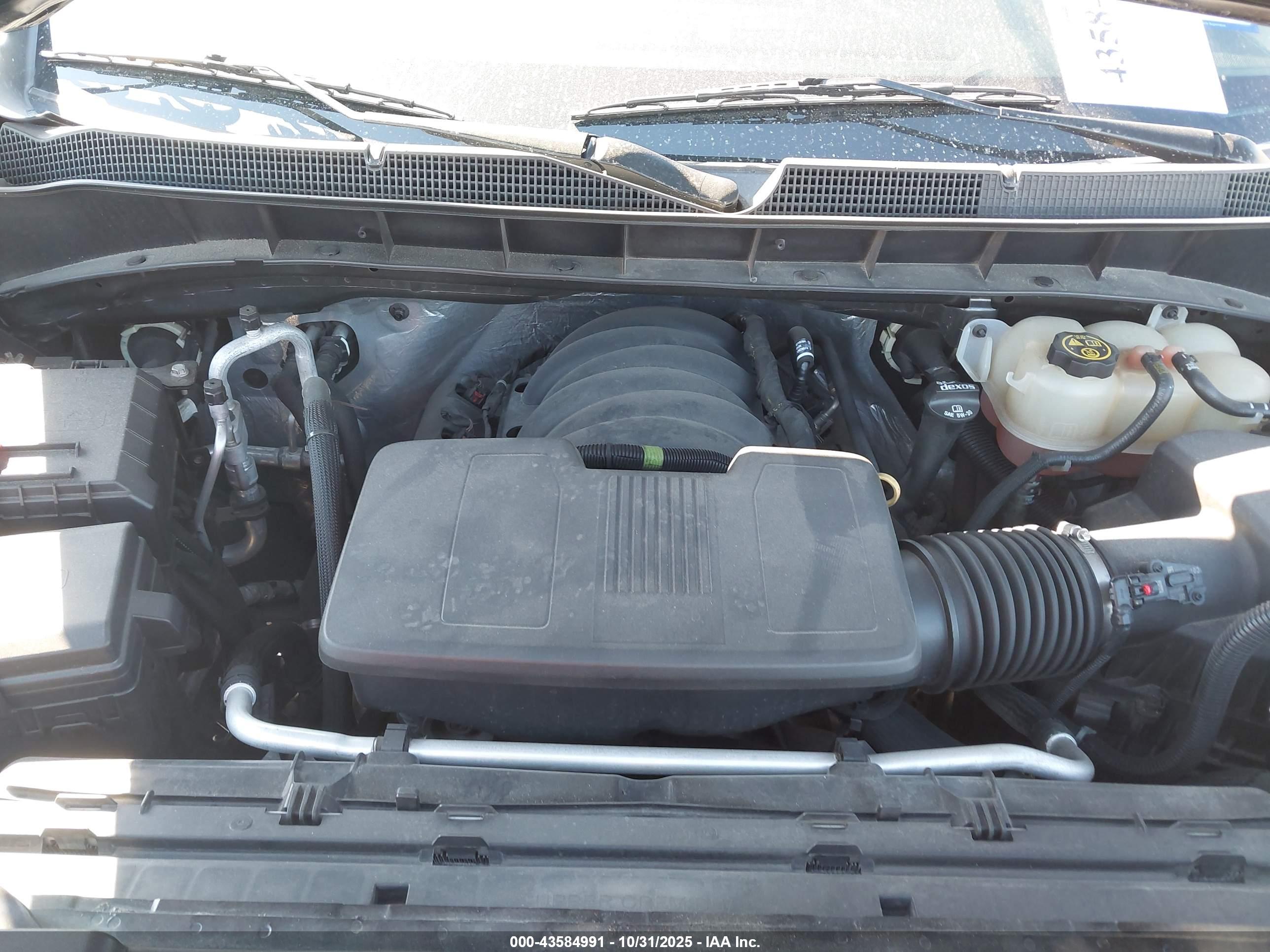 CHEVROLET SILVERADO image 10