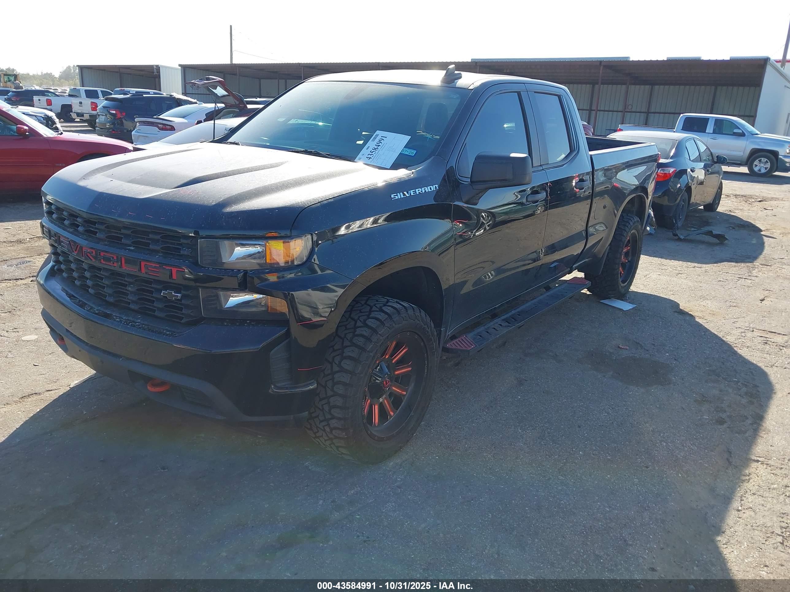 CHEVROLET SILVERADO image 2