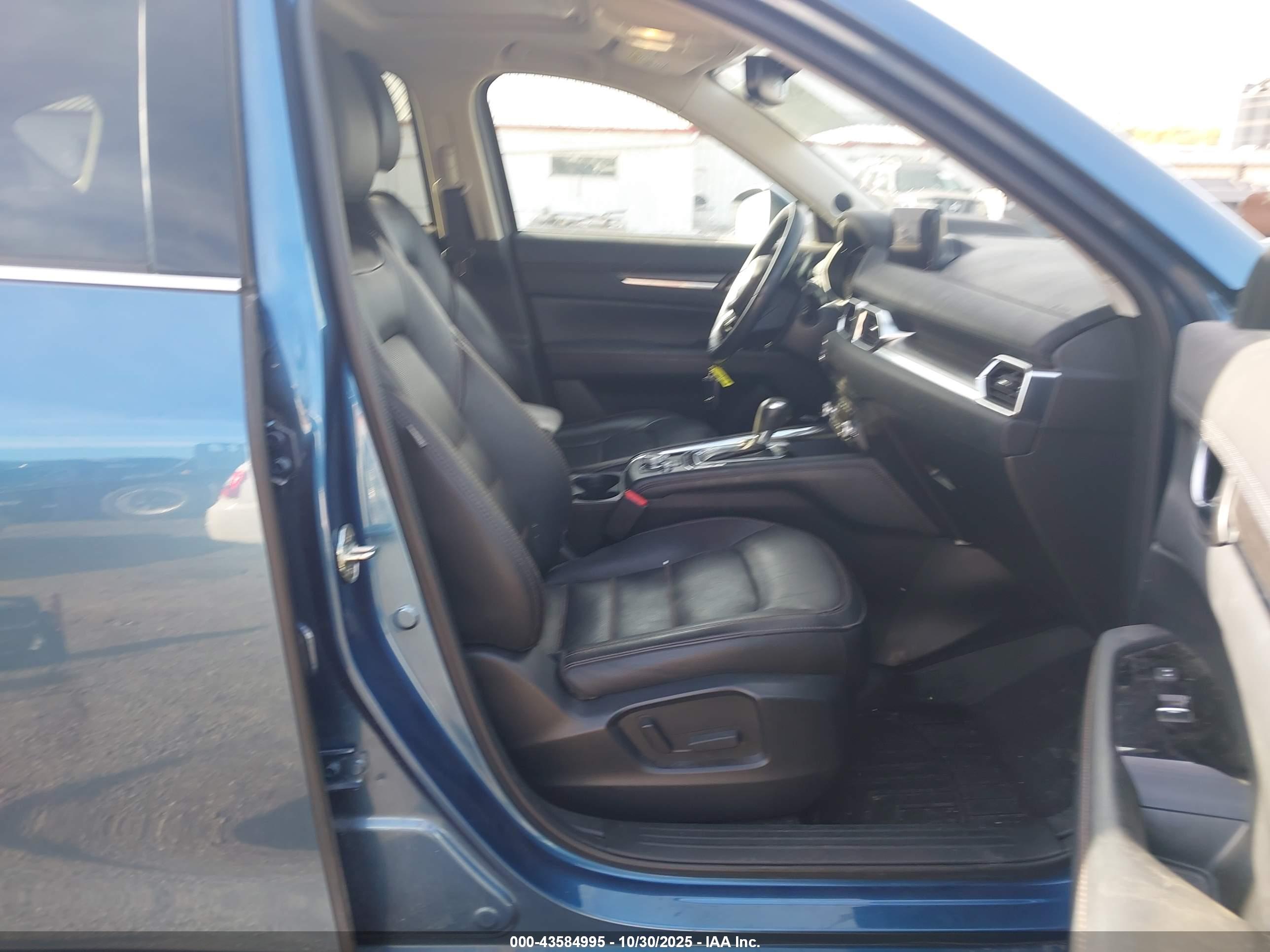 MAZDA CX-5 image 5