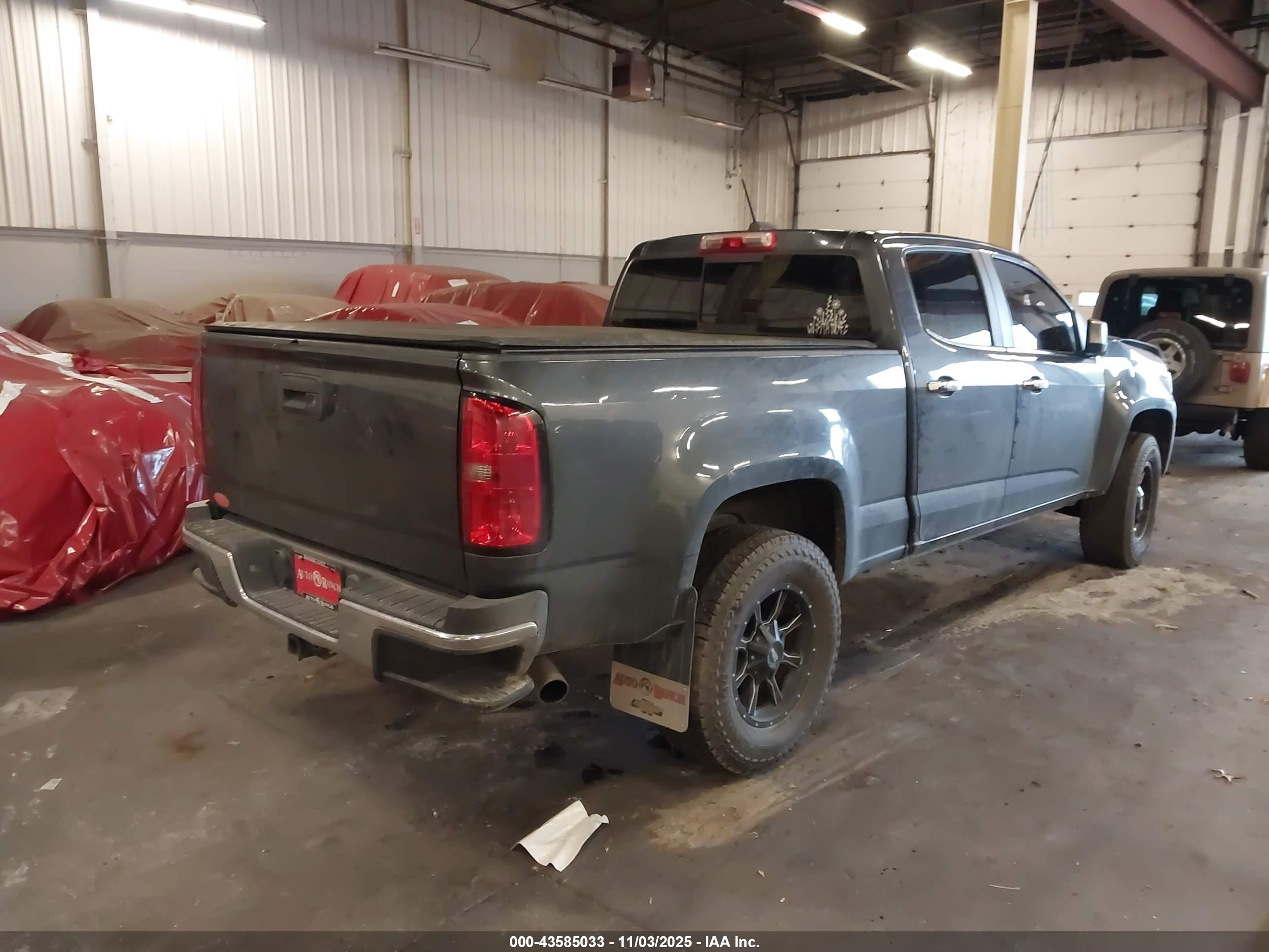 CHEVROLET COLORADO image 4