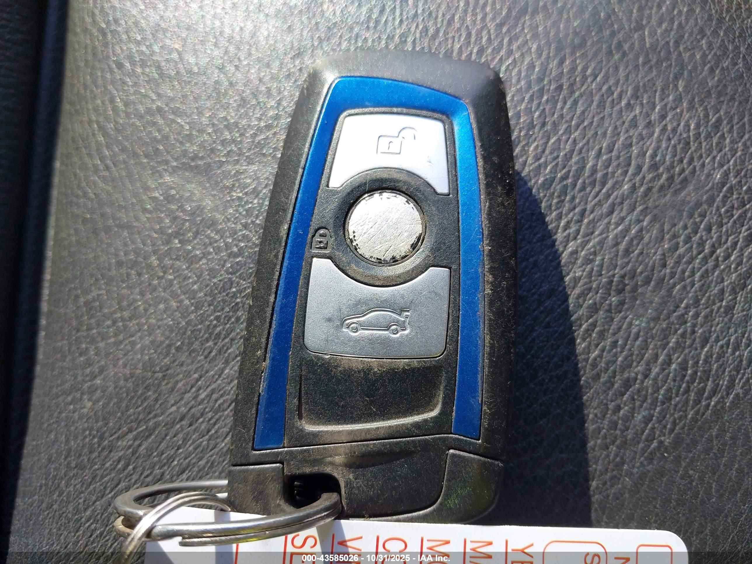 BMW 328I image 11
