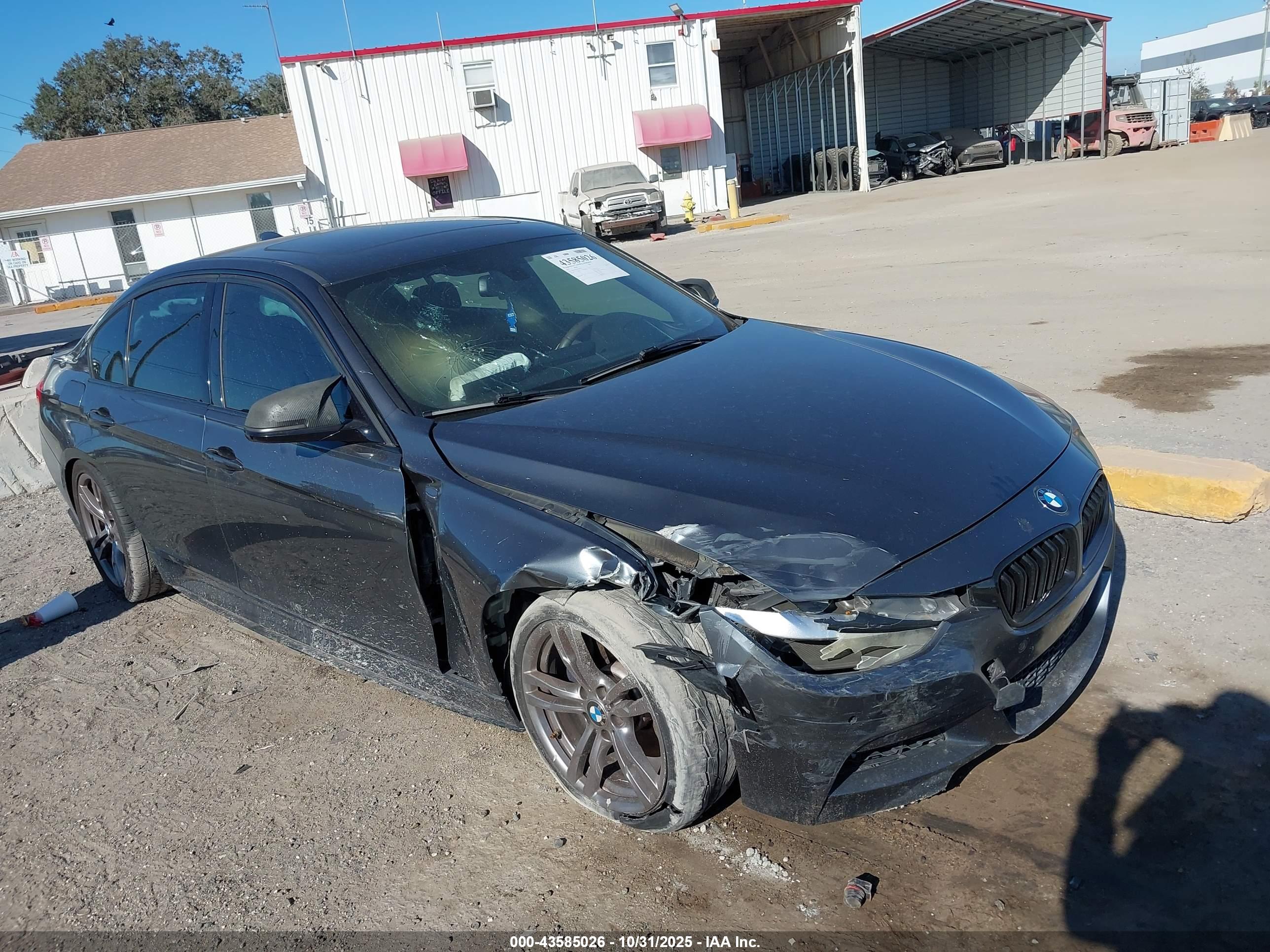 BMW 328I image 6