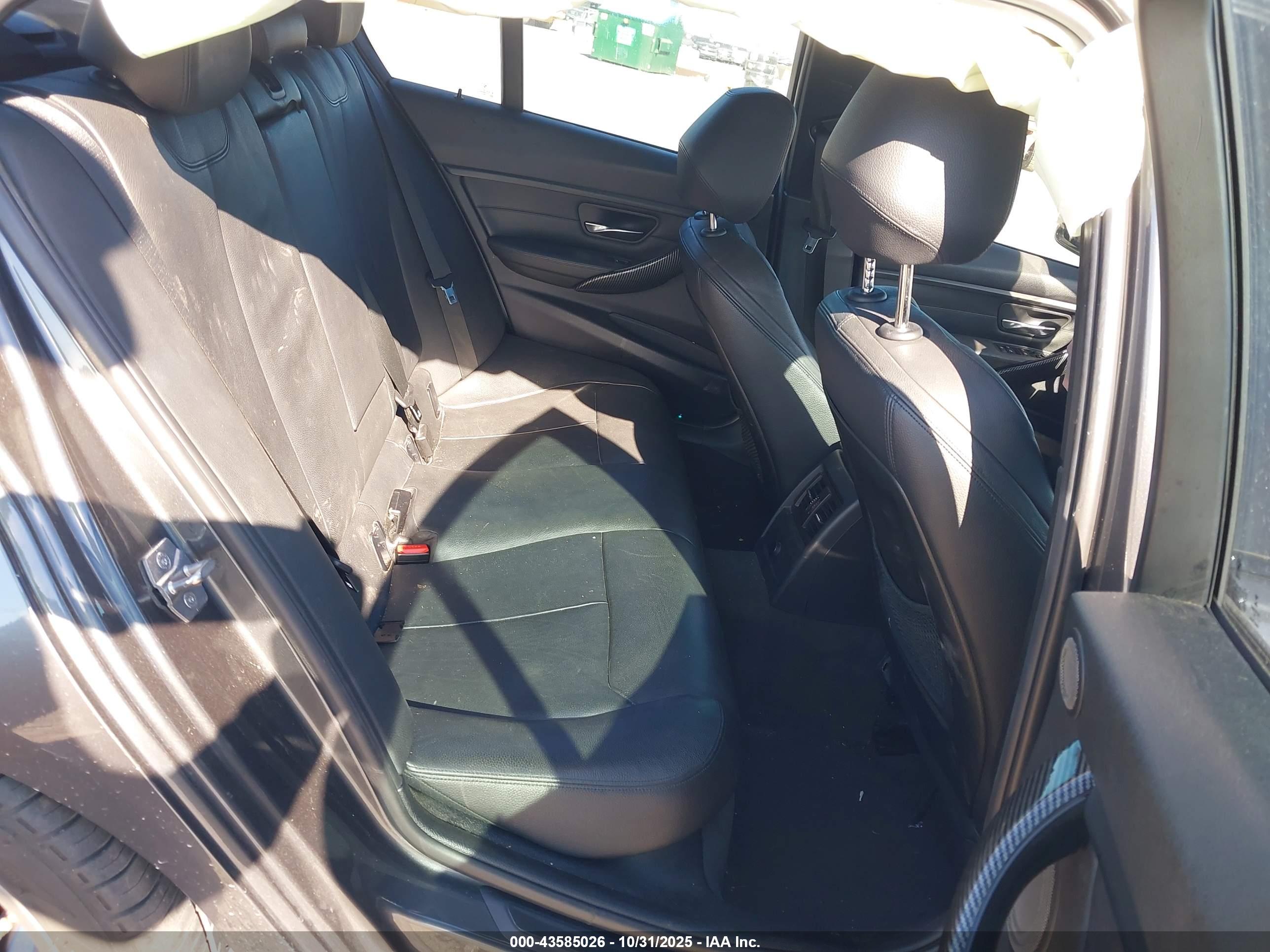 BMW 328I image 8