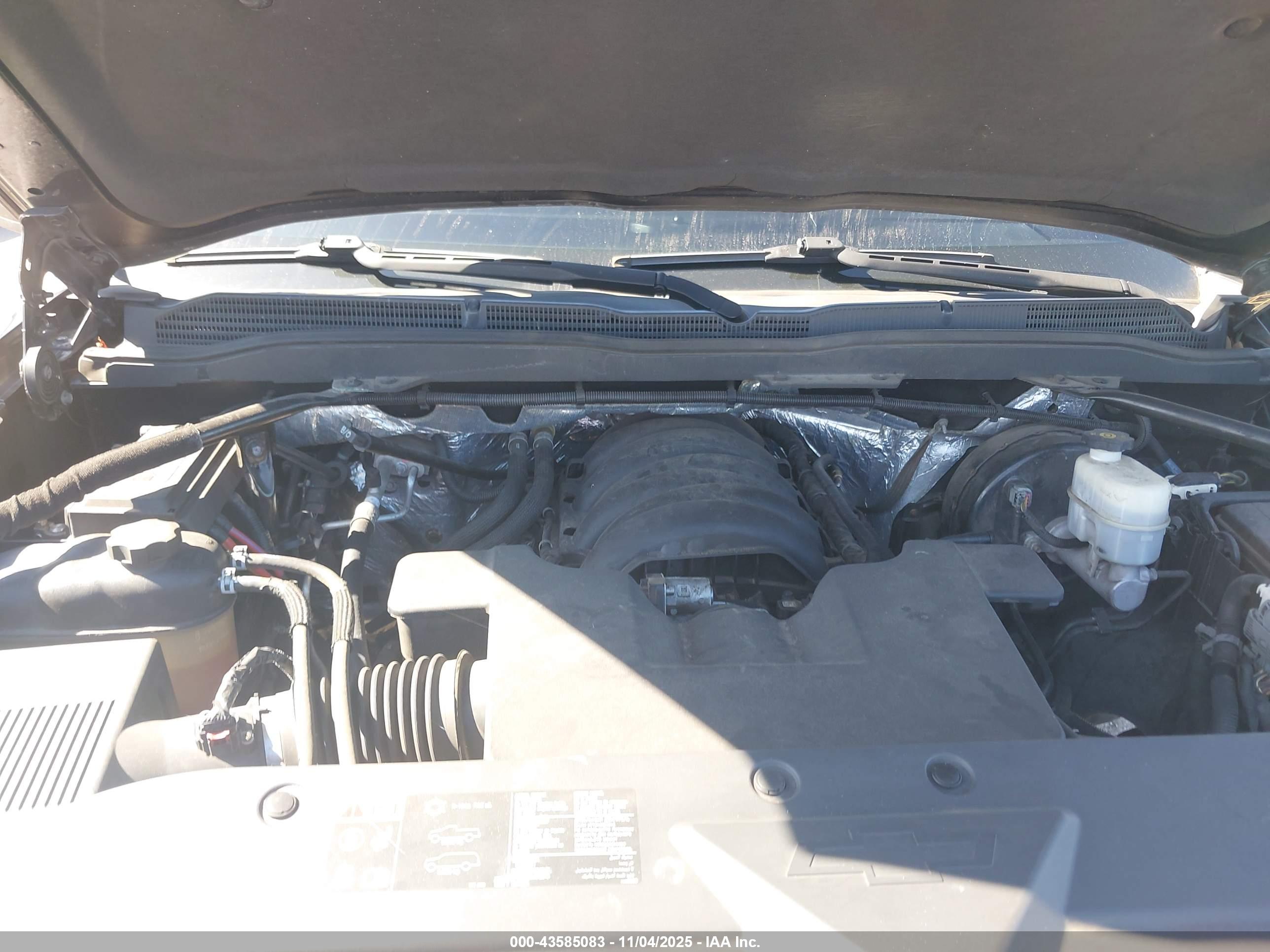 CHEVROLET SILVERADO image 10