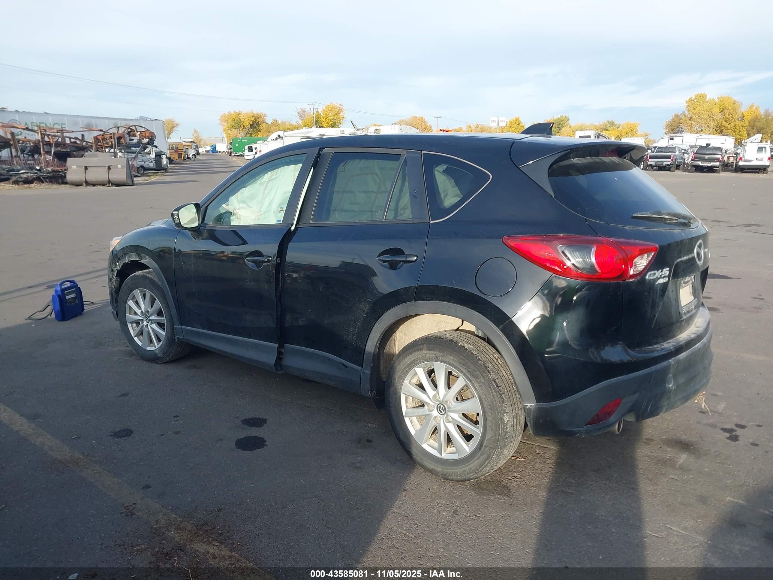 MAZDA CX-5 image 3