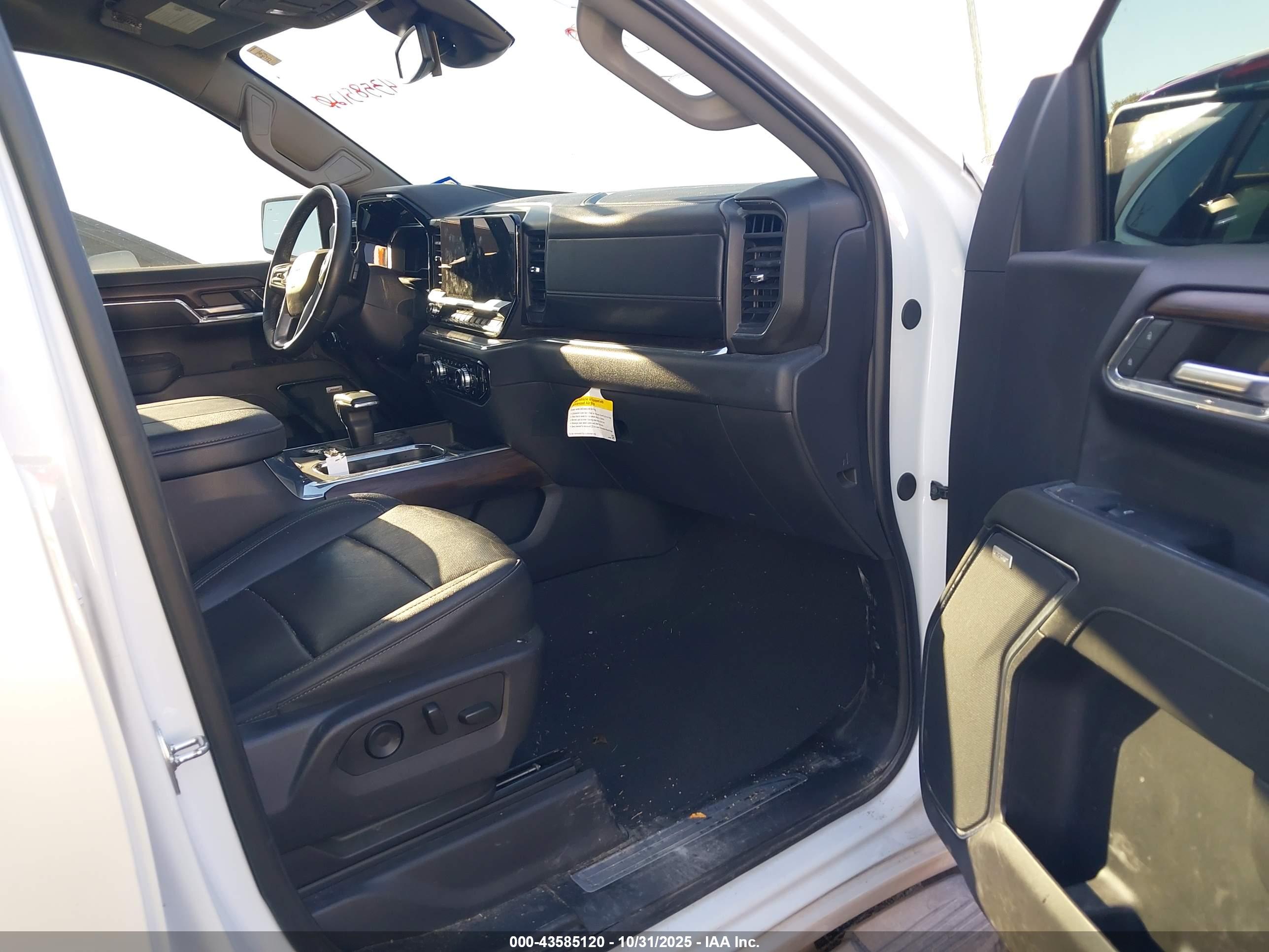 GMC SIERRA image 5