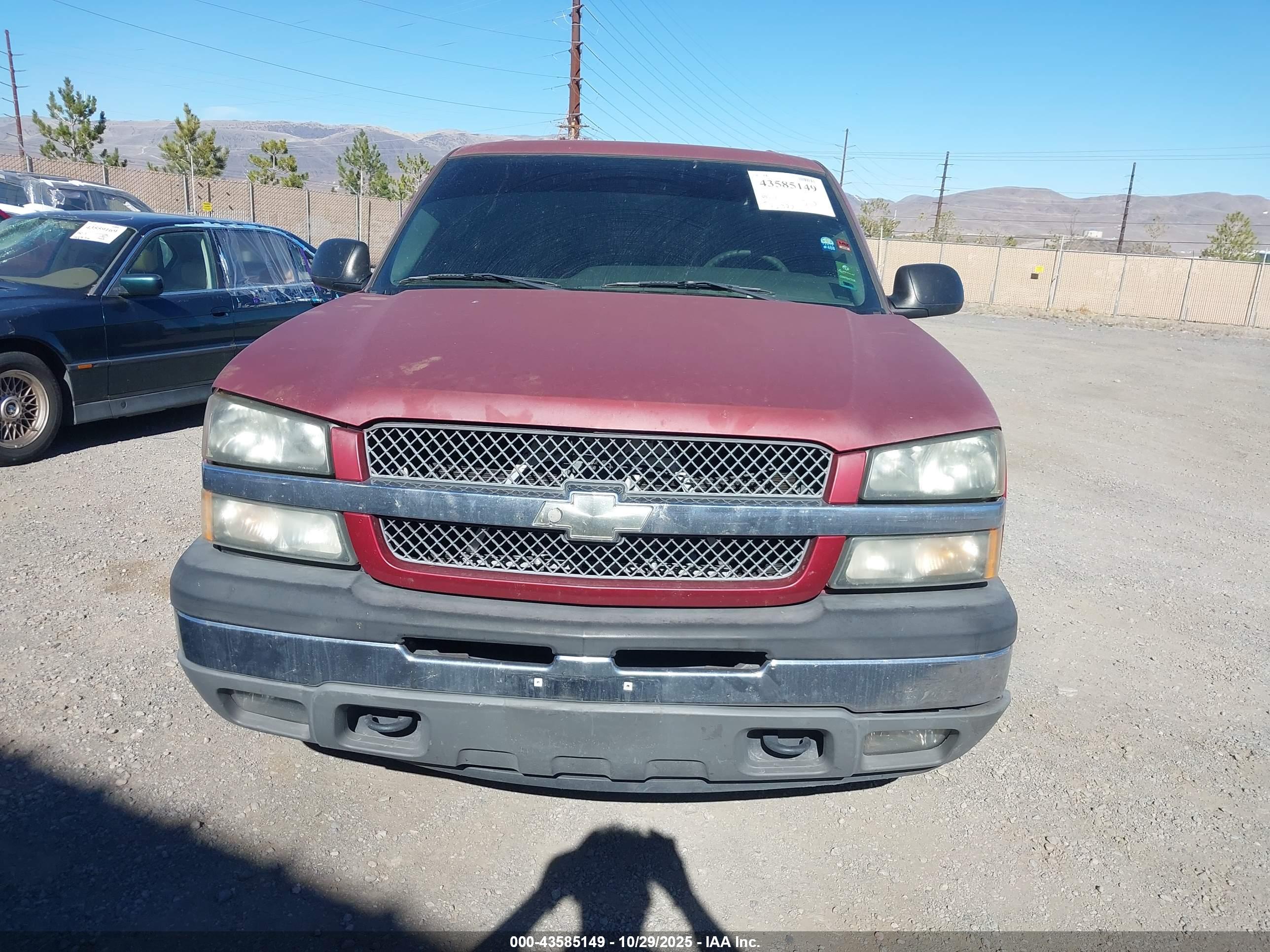 CHEVROLET SILVERADO image 6