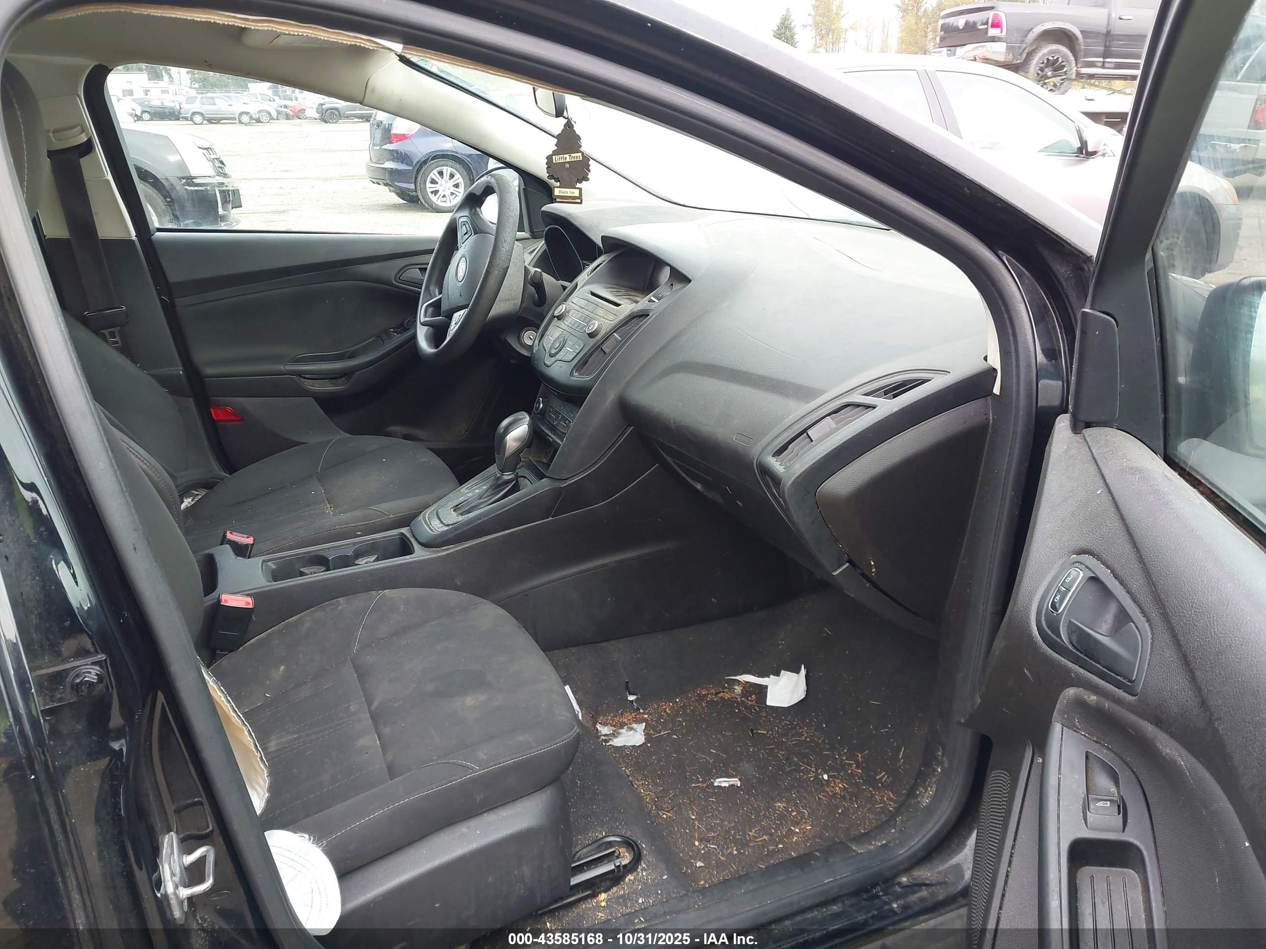 FORD FOCUS image 5