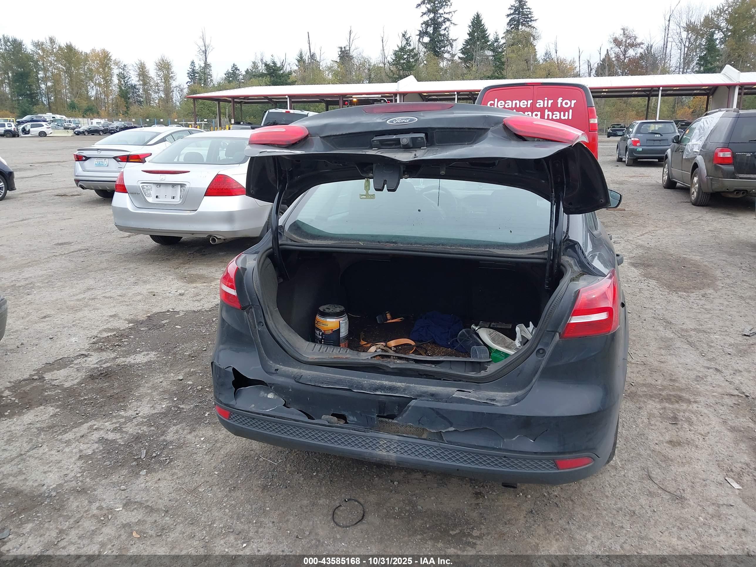FORD FOCUS image 6