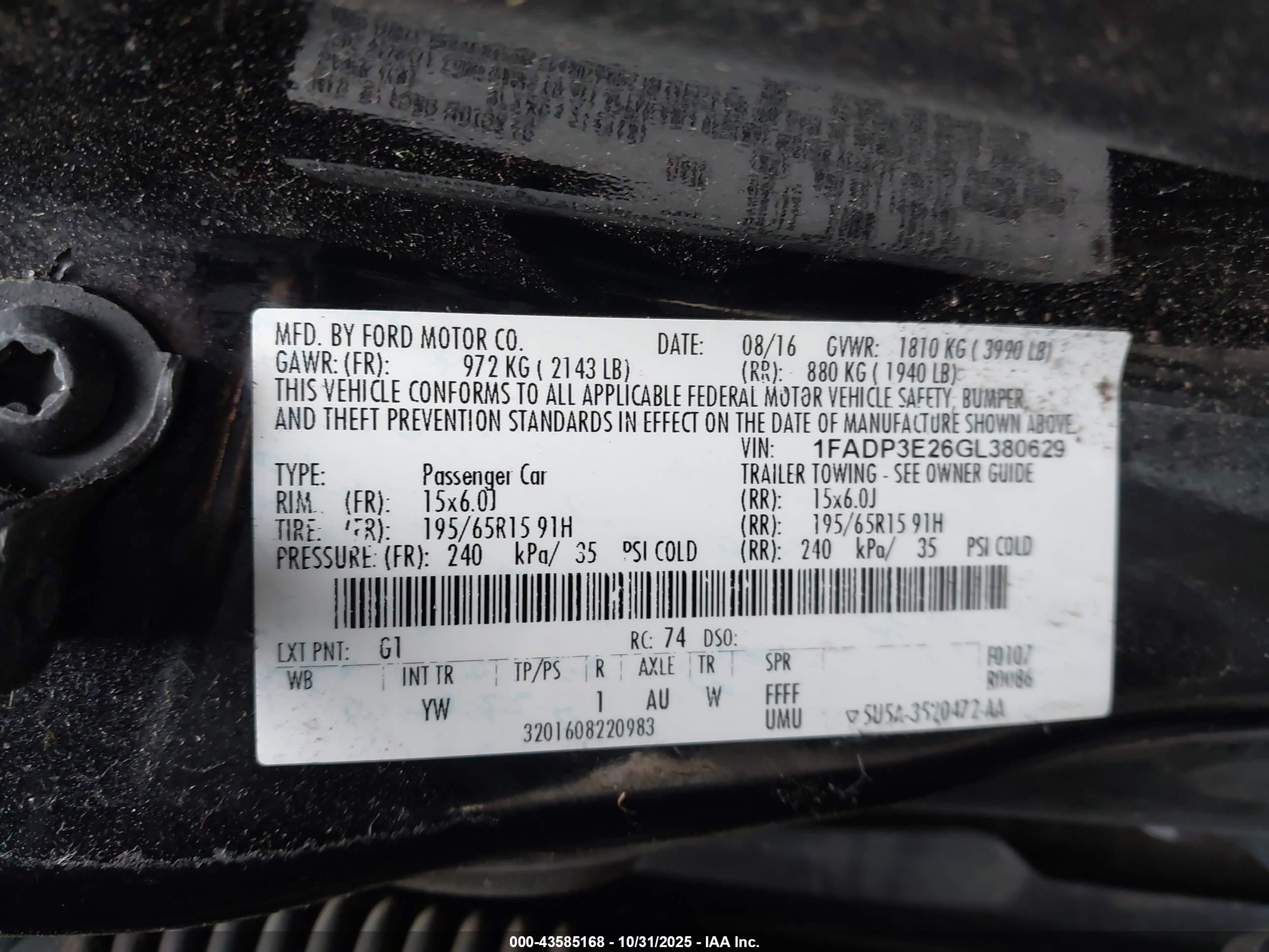FORD FOCUS image 9