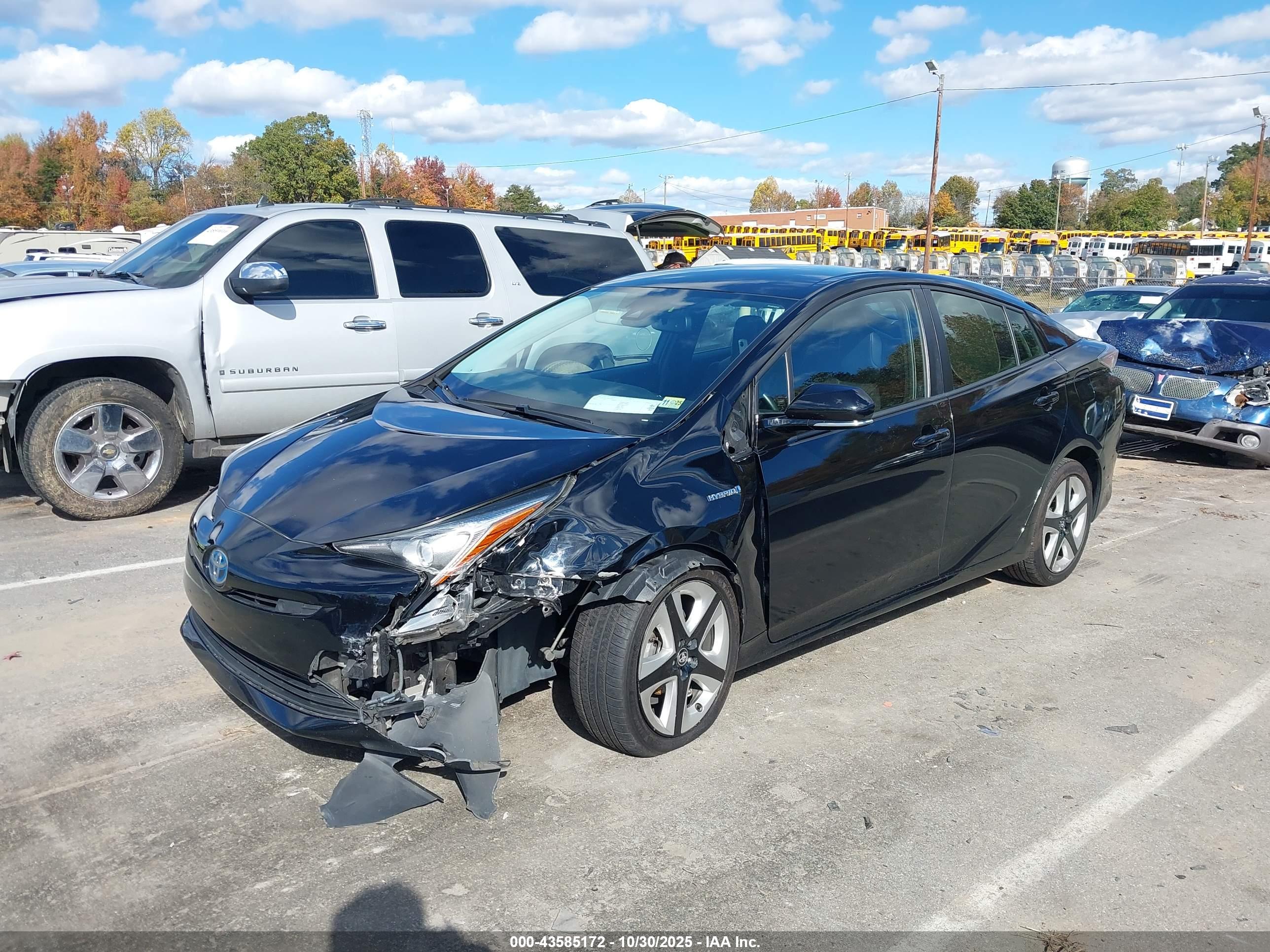 TOYOTA PRIUS image 2