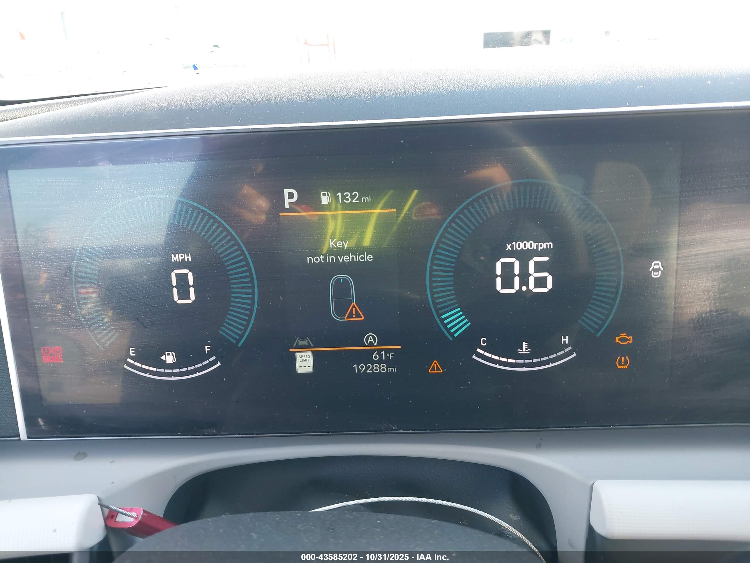 HYUNDAI TUCSON image 7