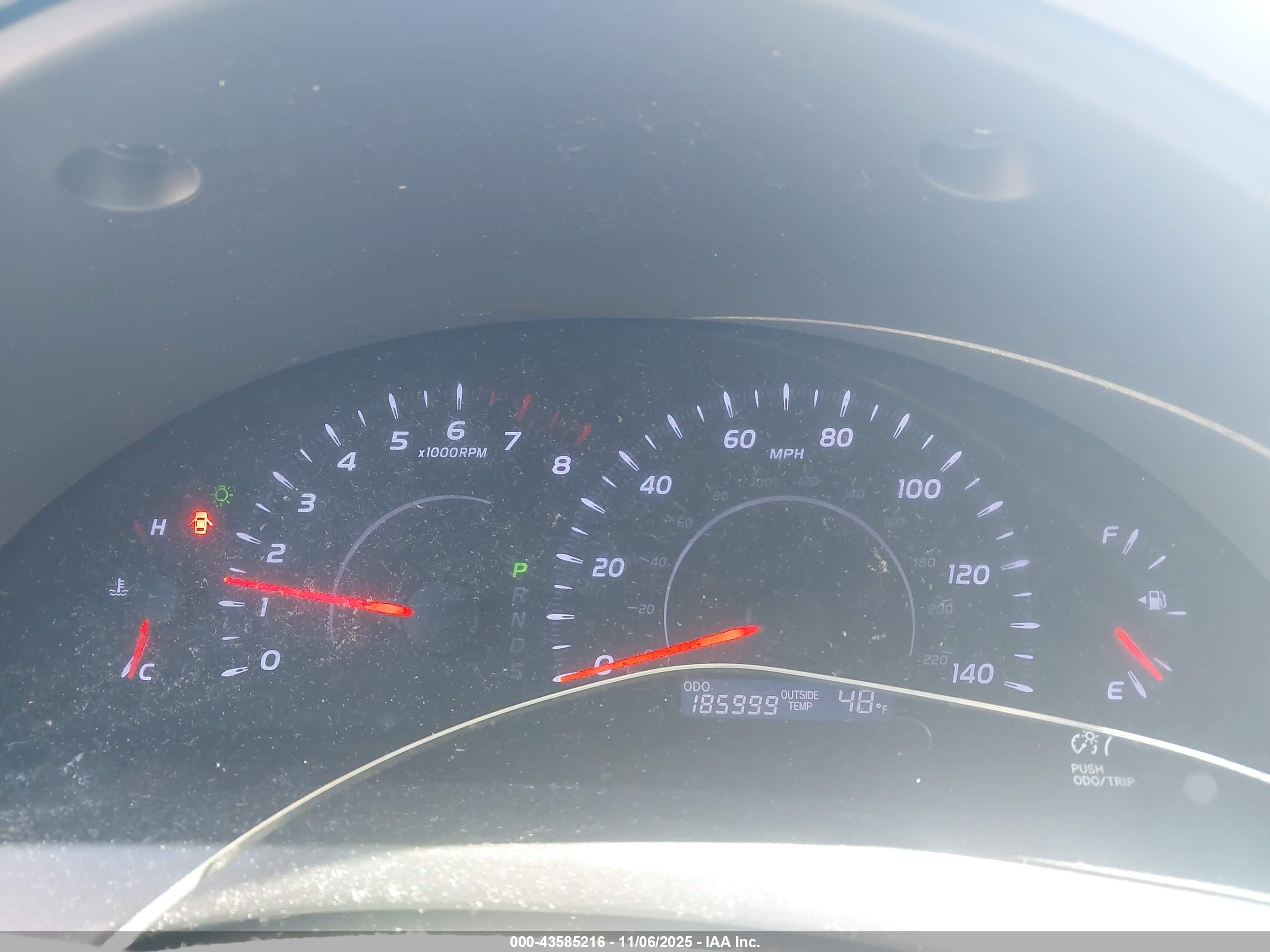 TOYOTA CAMRY image 7