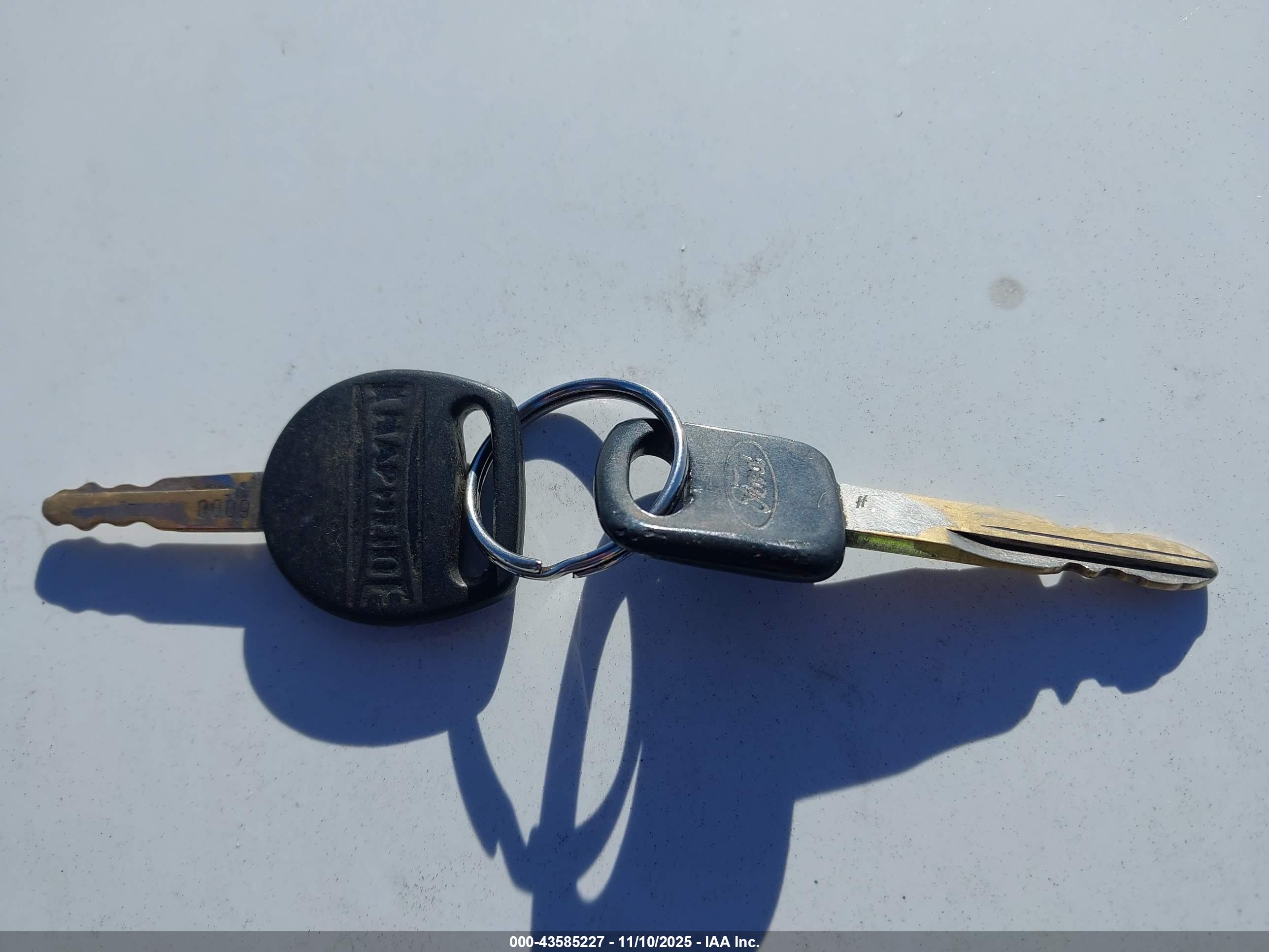 FORD E-350 image 11