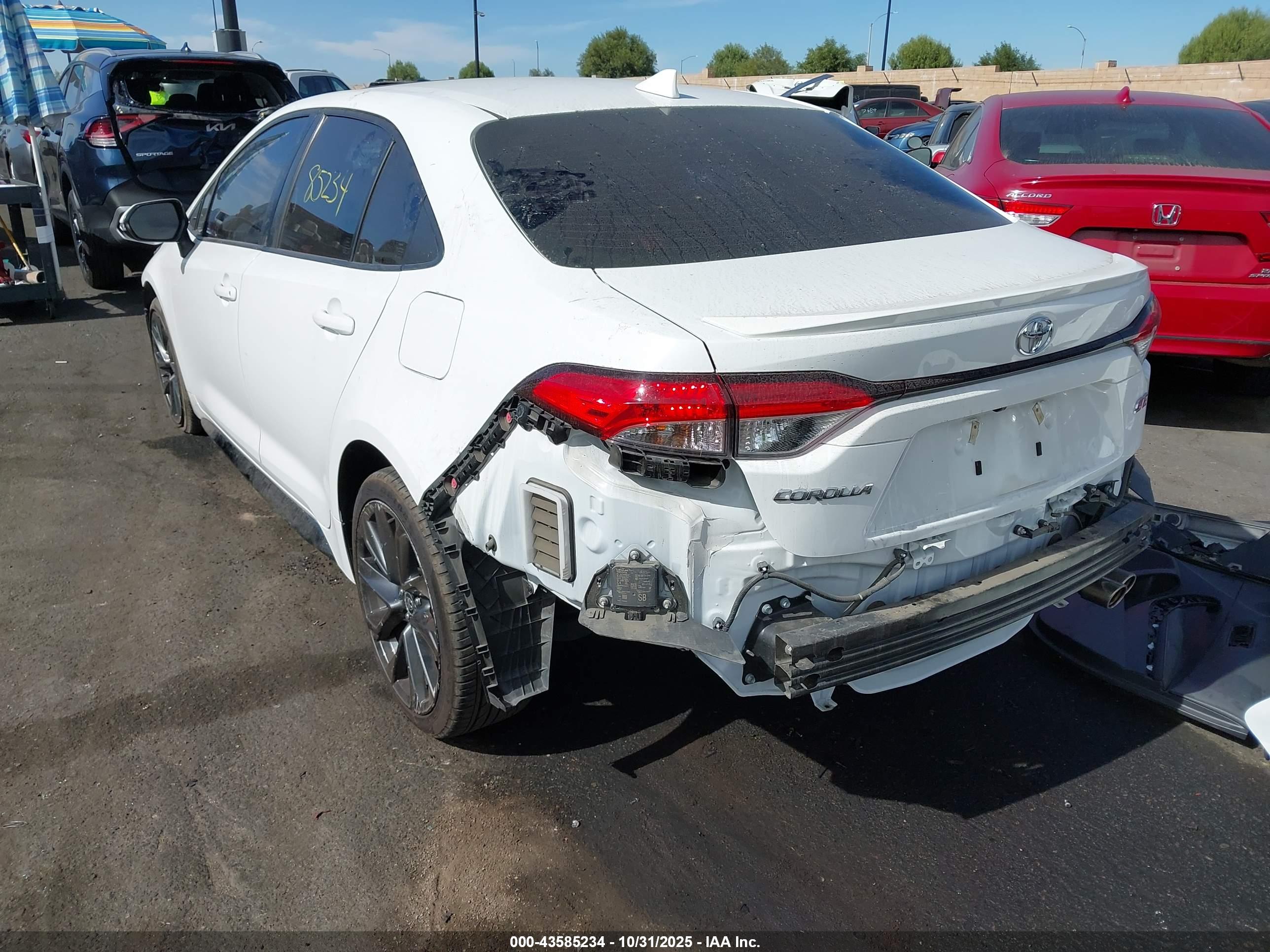 TOYOTA COROLLA image 3