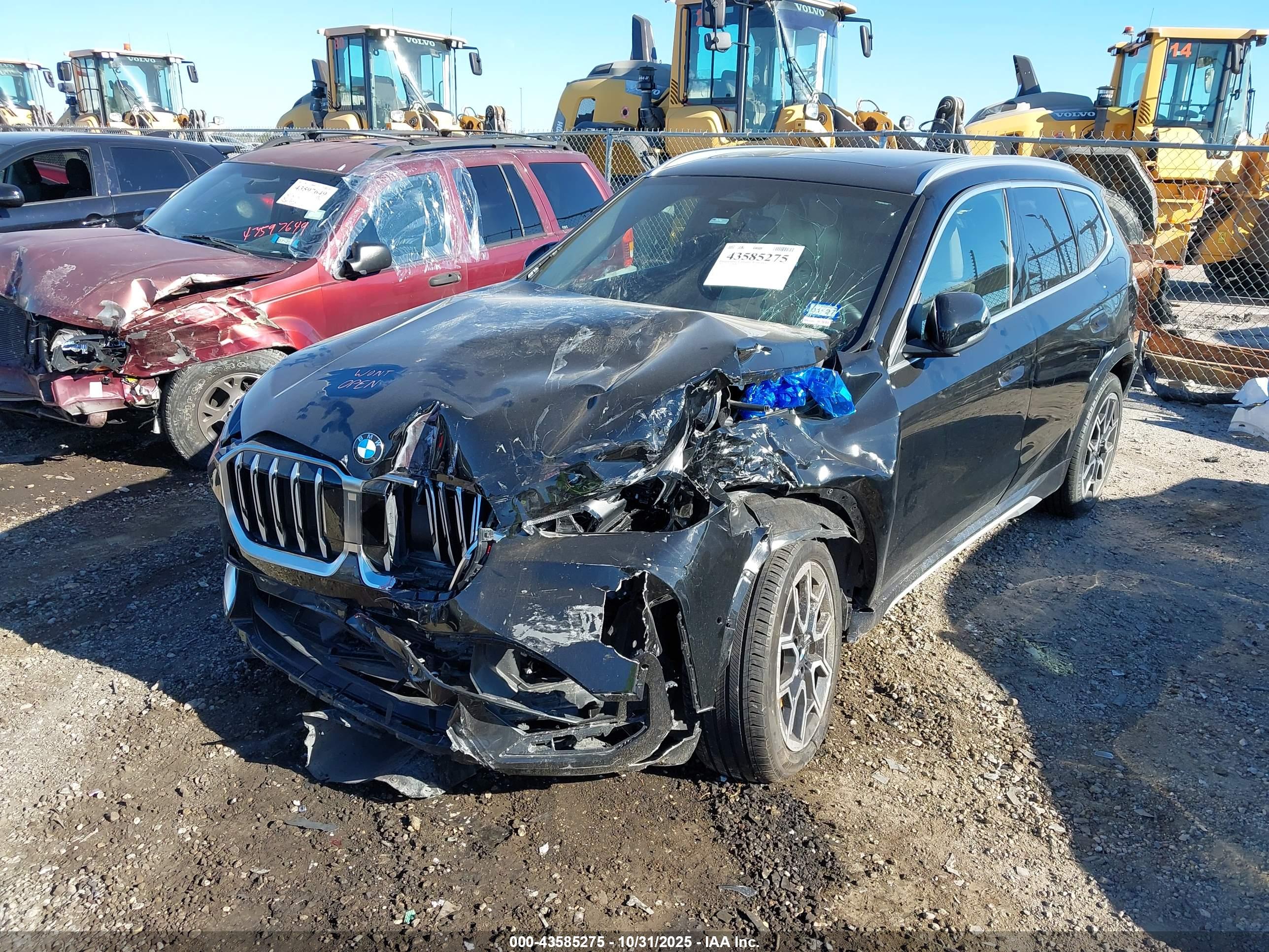 BMW X1 image 2