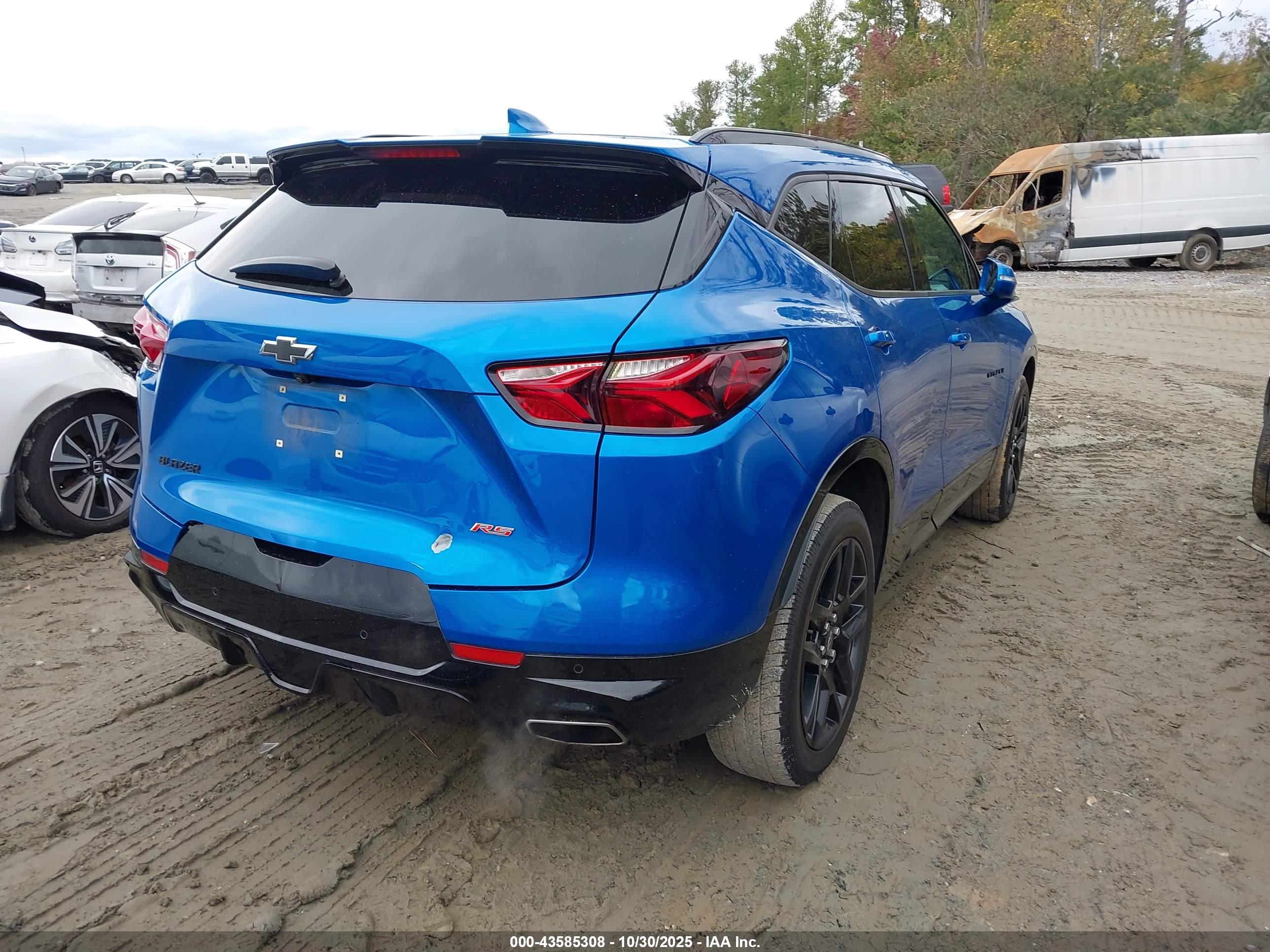 CHEVROLET BLAZER image 4