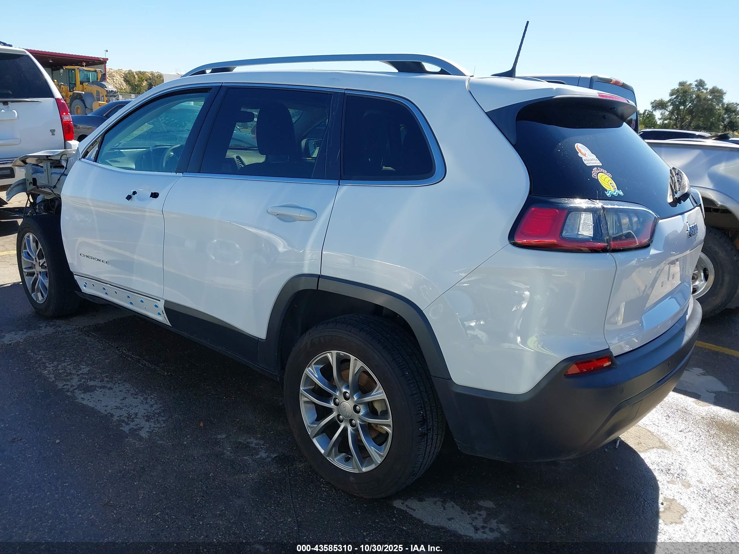 JEEP CHEROKEE image 3