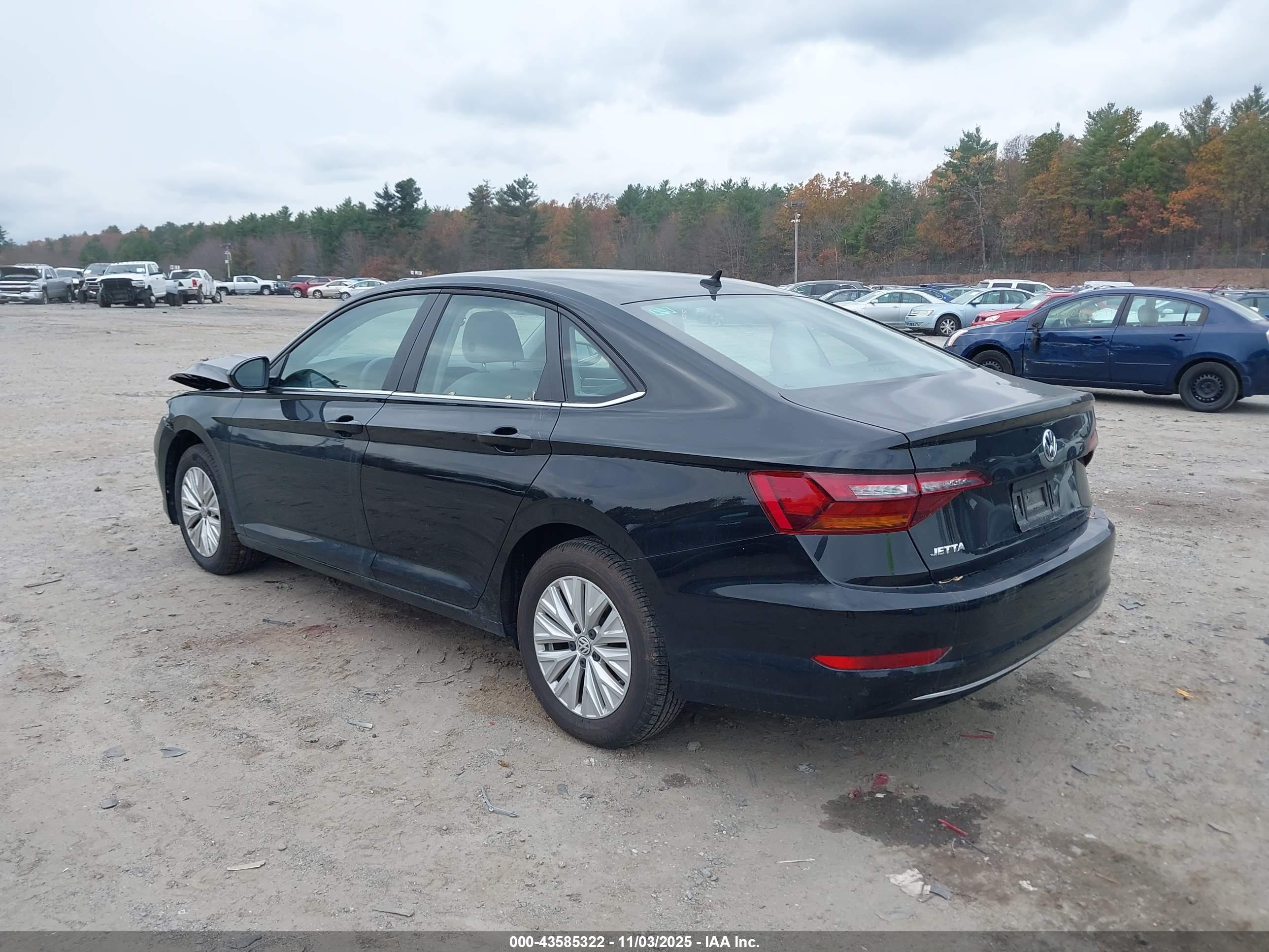 VOLKSWAGEN JETTA image 3