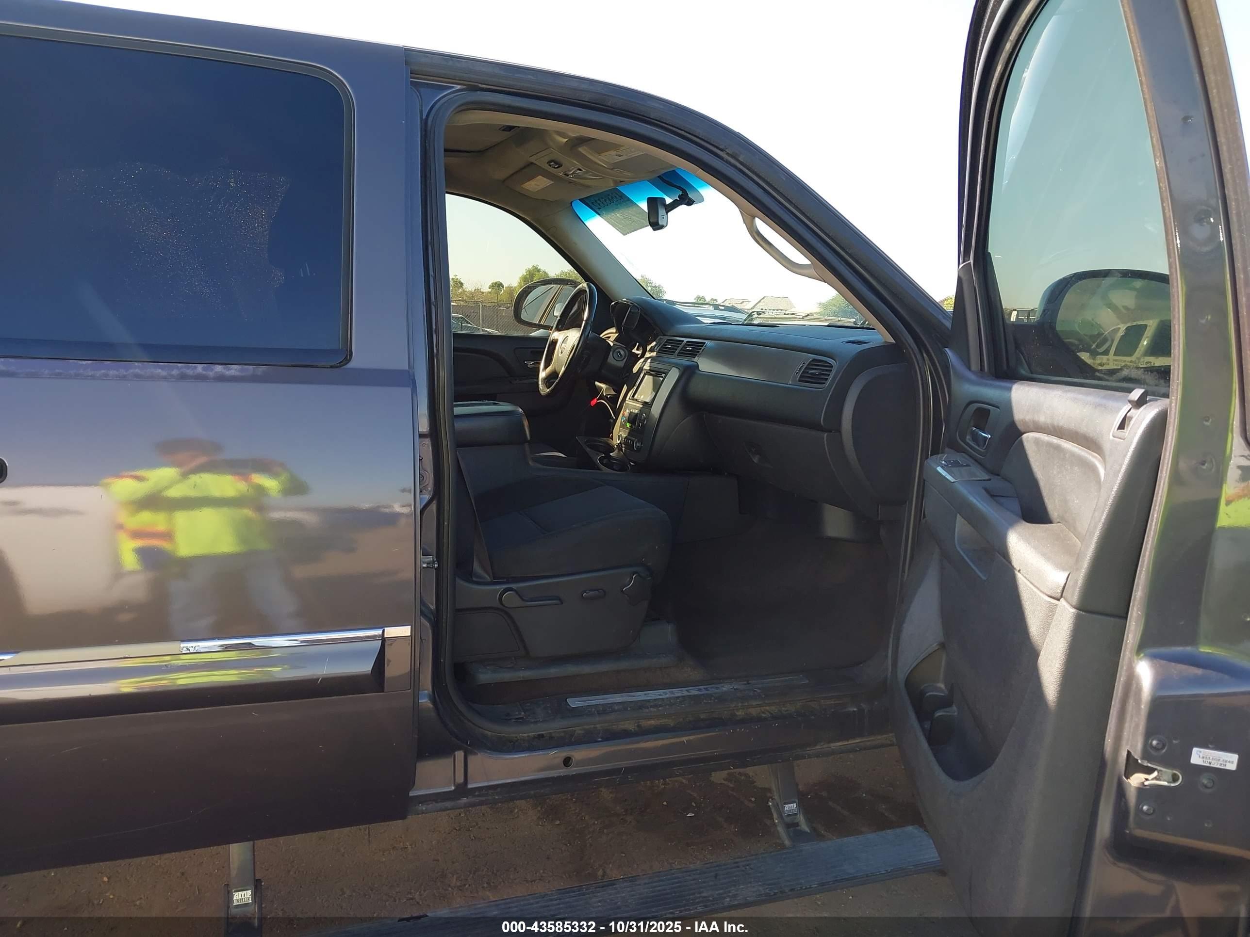 GMC SIERRA image 5