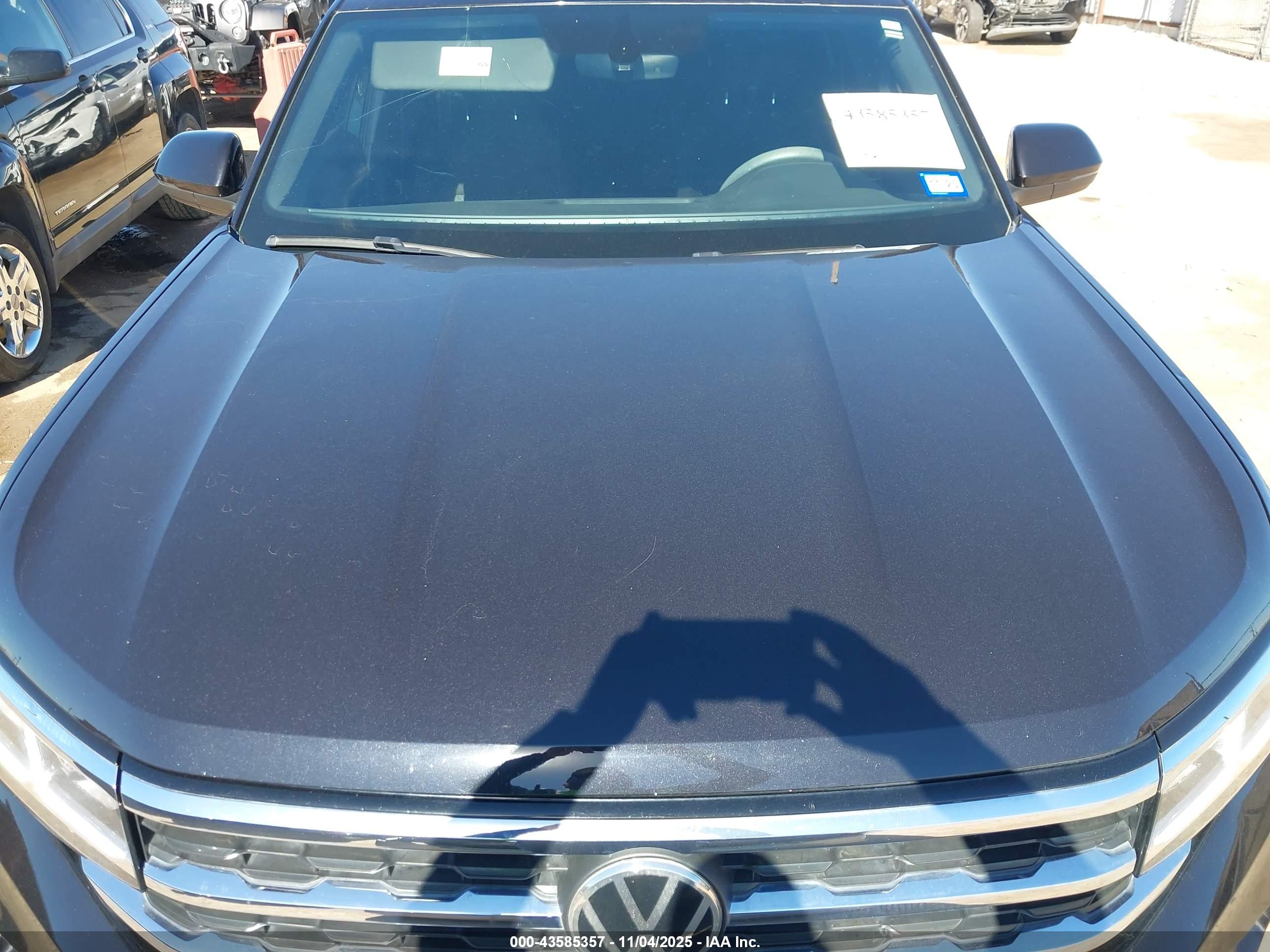 VOLKSWAGEN ATLAS image 10