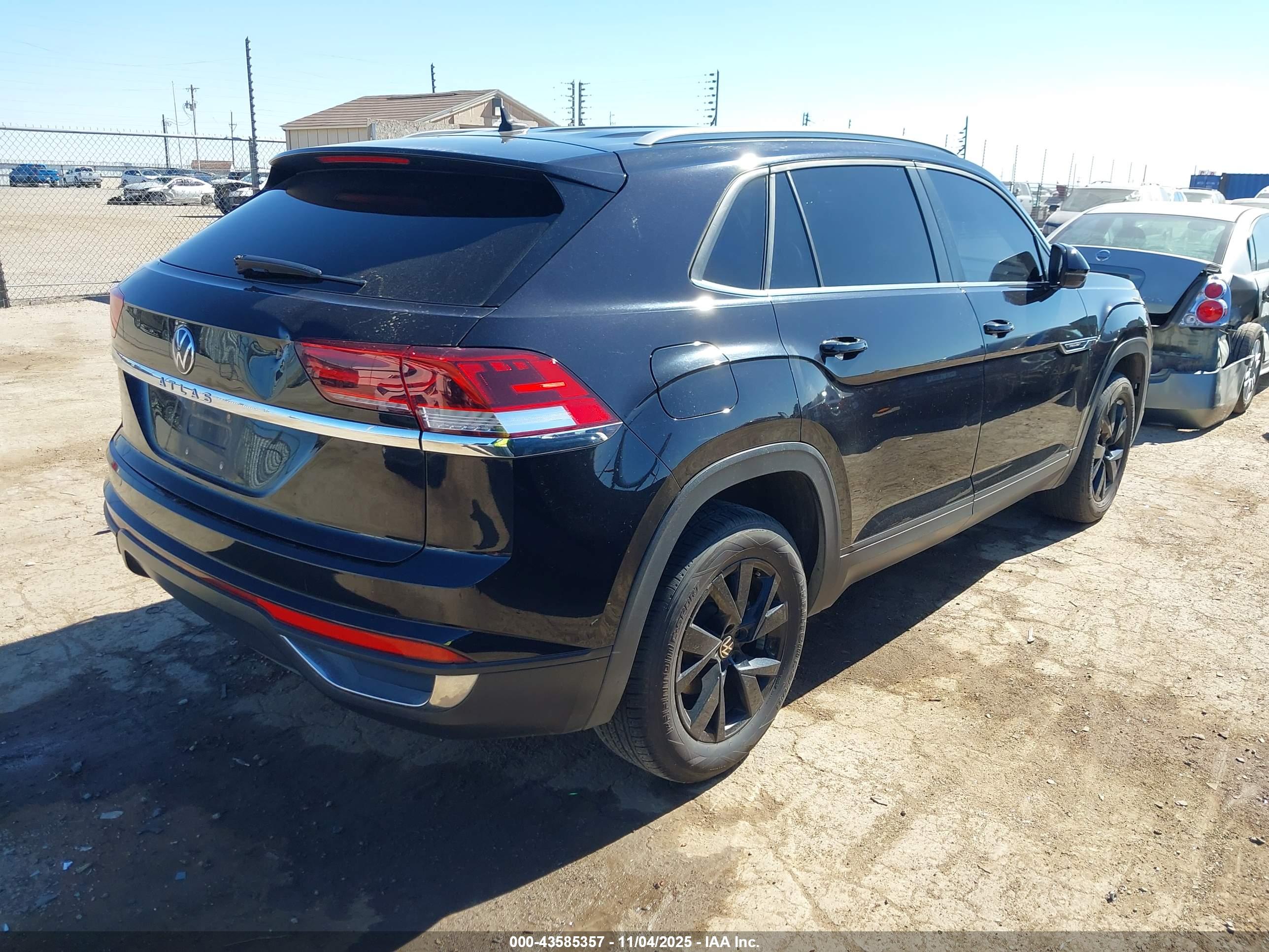 VOLKSWAGEN ATLAS image 4