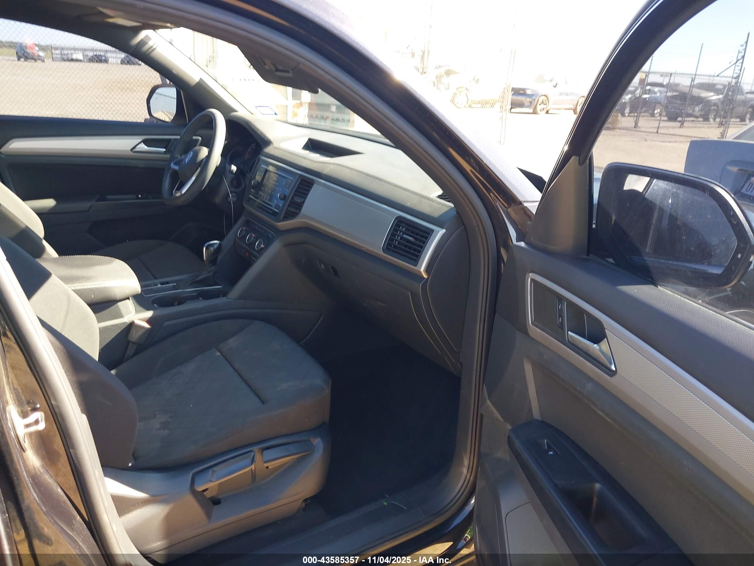 VOLKSWAGEN ATLAS image 5